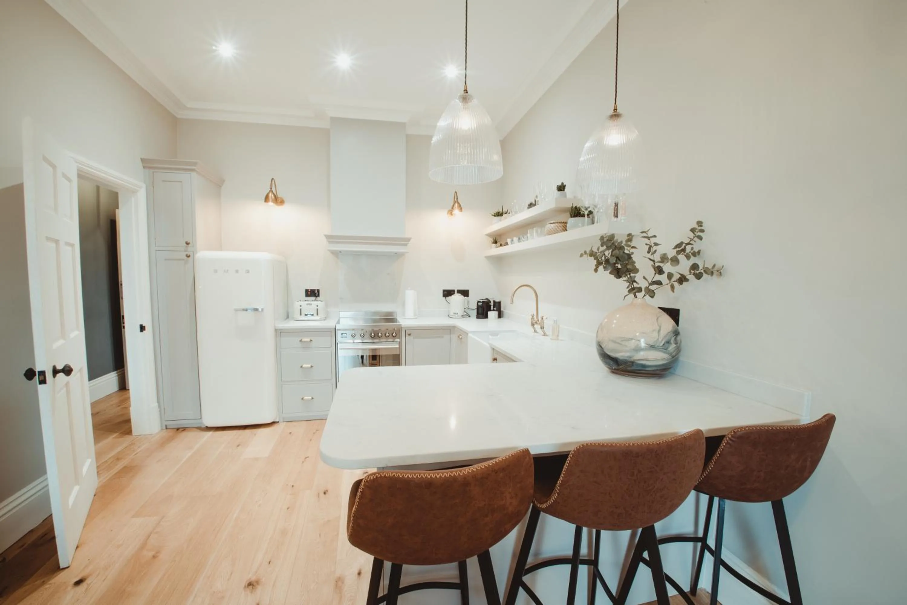 ch1 boutique stays