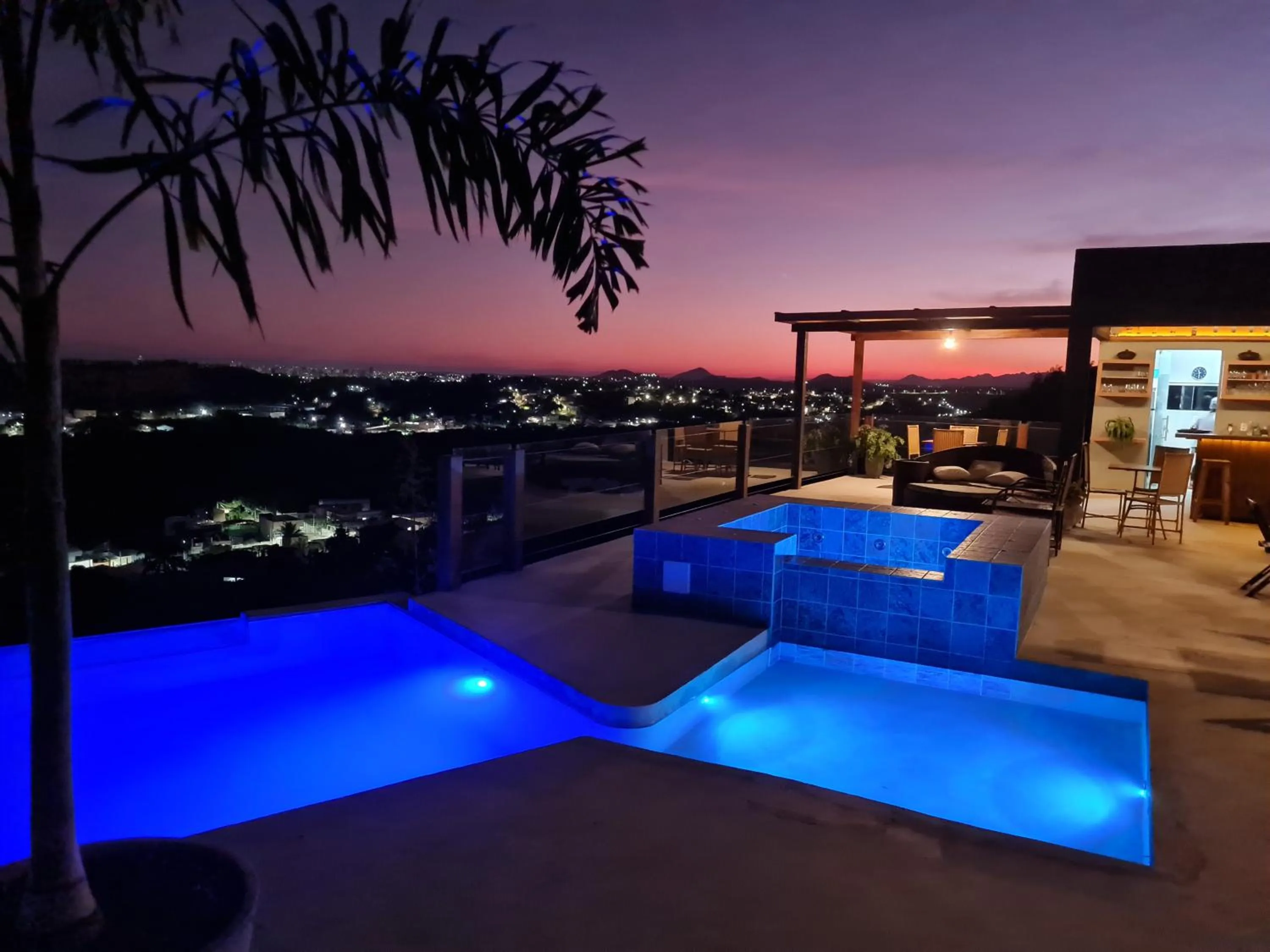 Pool view in Pousada Terraço Guarapari