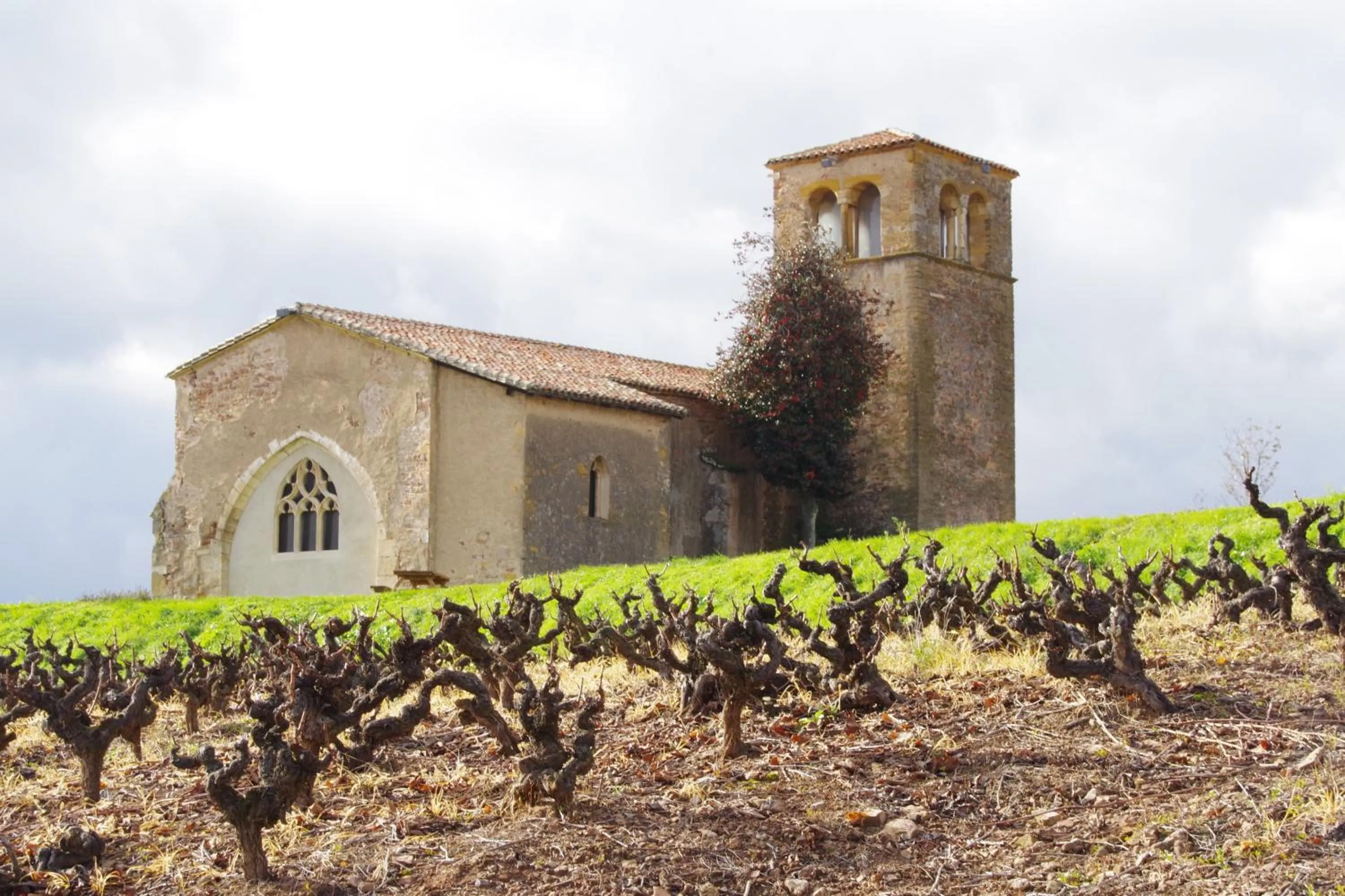 Nearby landmark in Le vieux pont