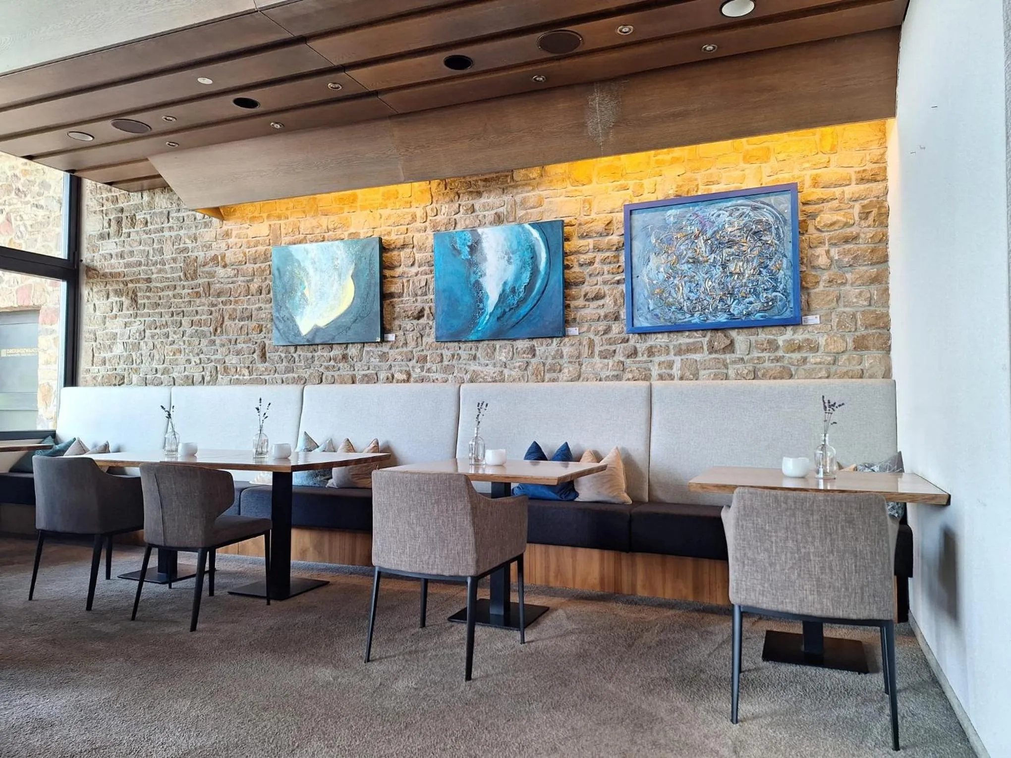 Restaurant/places to eat in Hotel Stadt Breisach