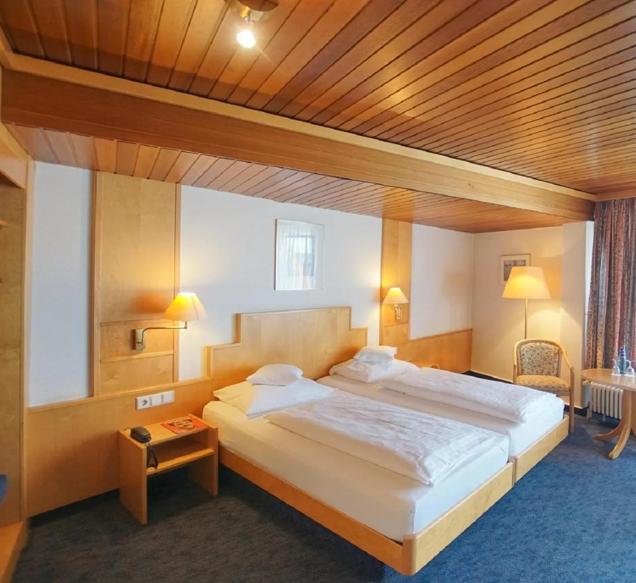 Photo of the whole room, Bed in Hotel Stadt Breisach