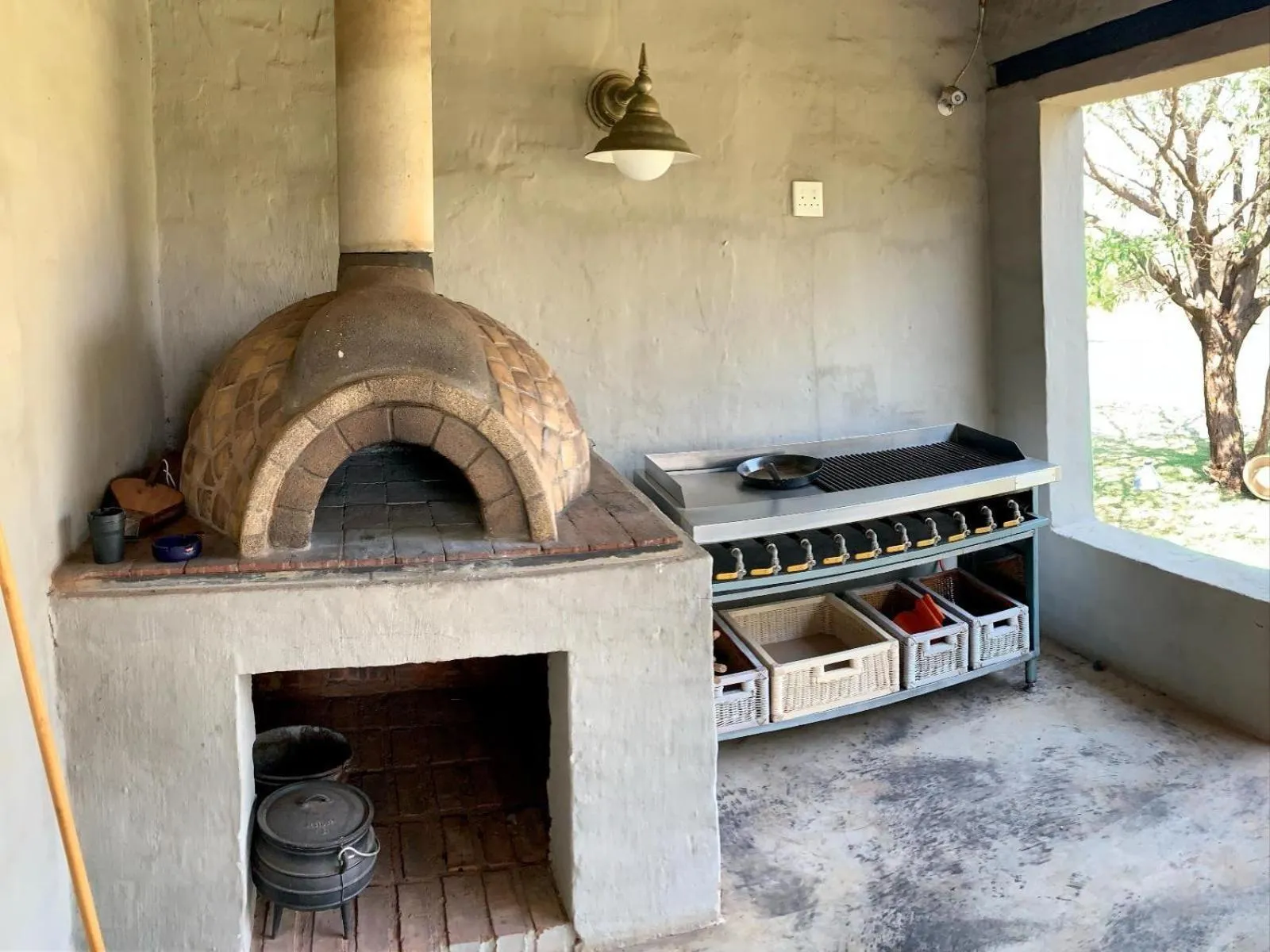 BBQ facilities in Tula Baba Game Lodge