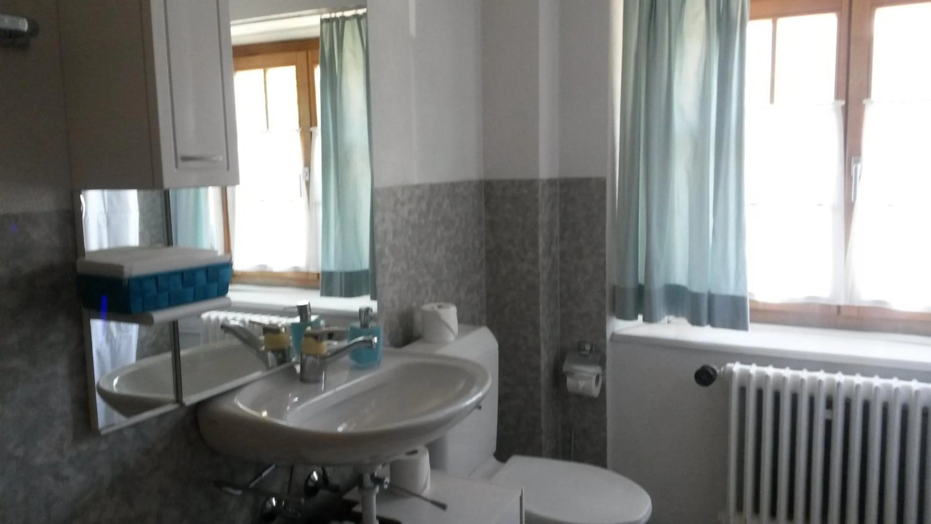 Bathroom in Hotel Danis