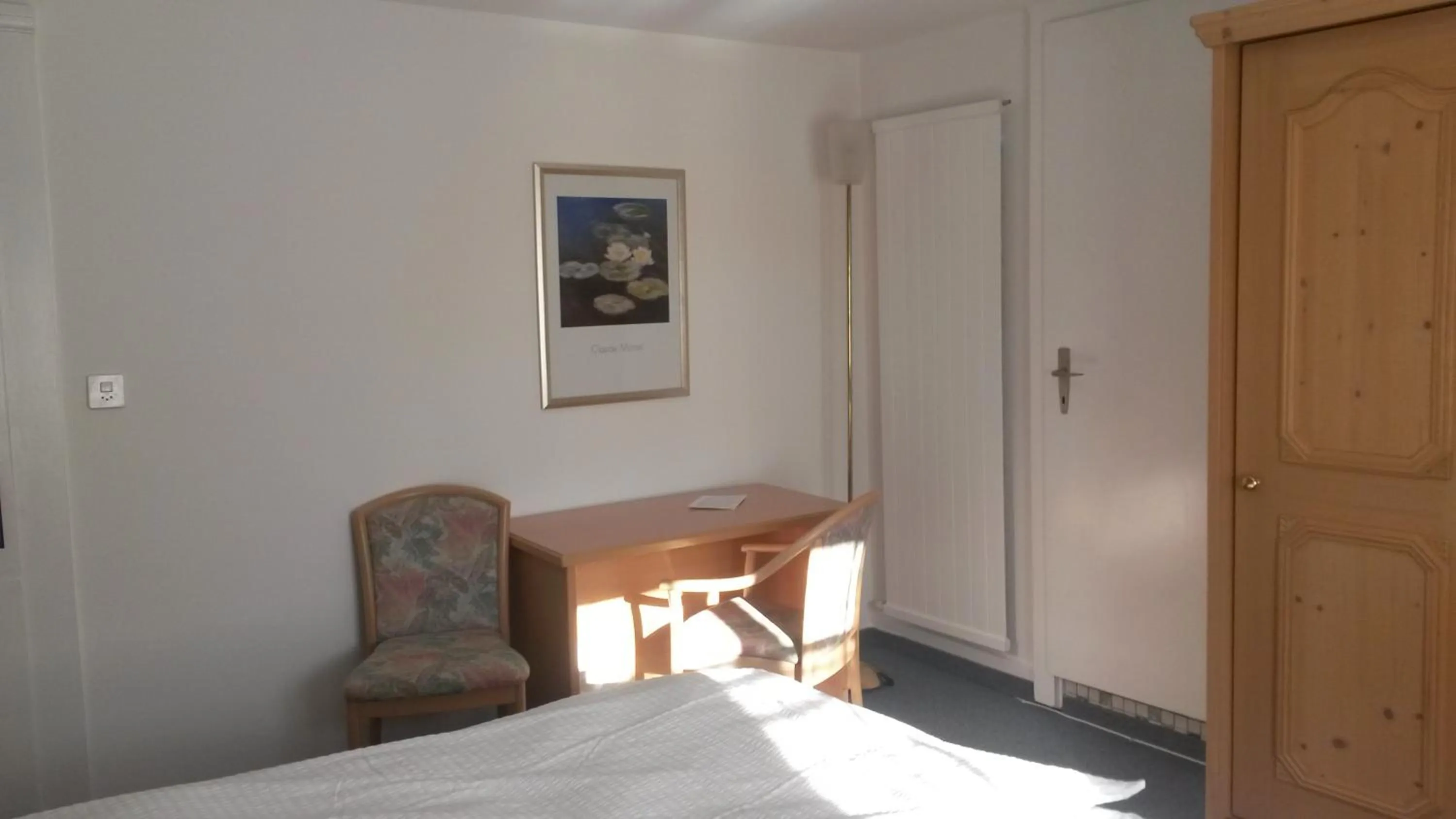 Photo of the whole room, Bed in Hotel Danis