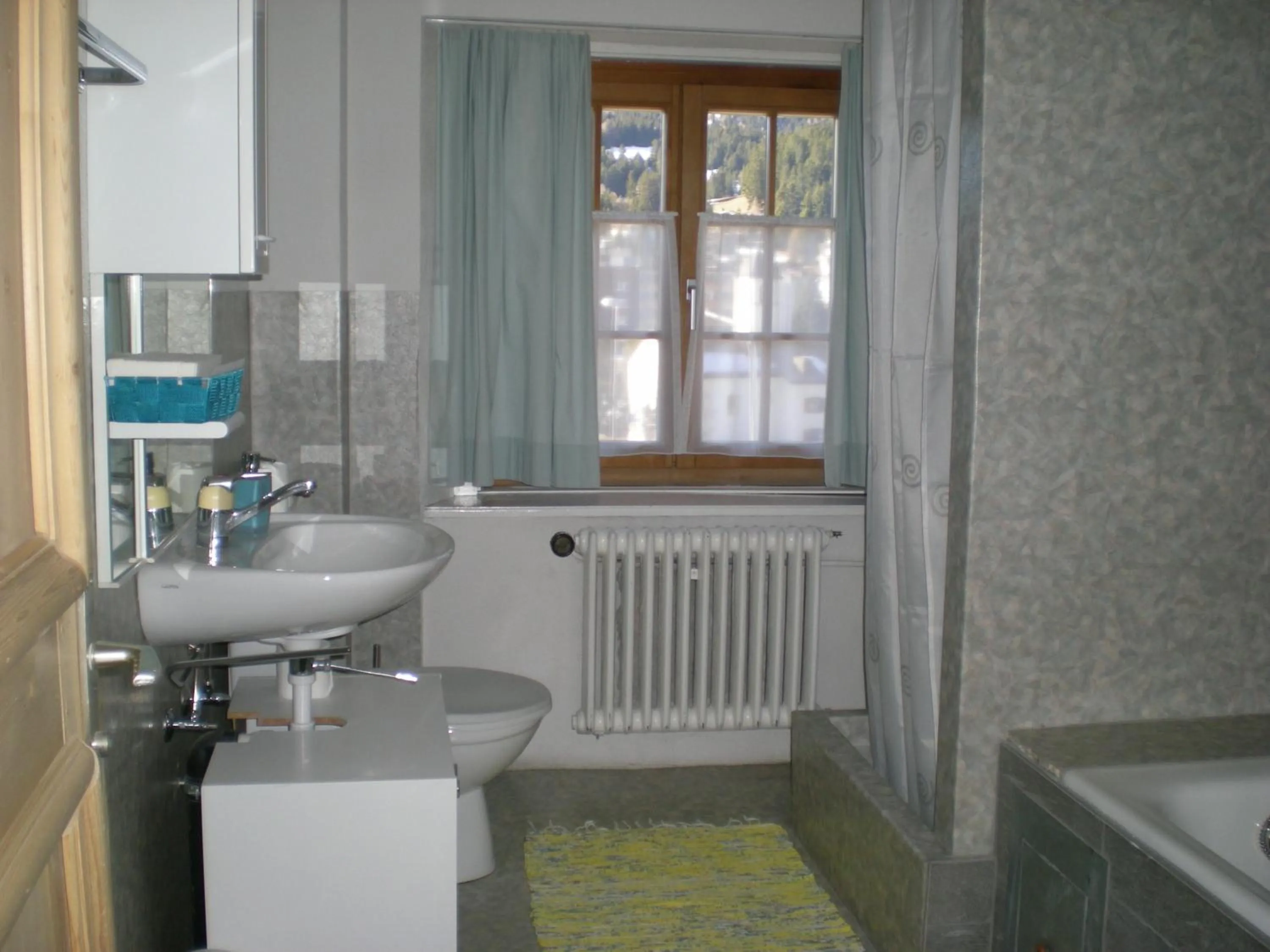 Bathroom in Hotel Danis