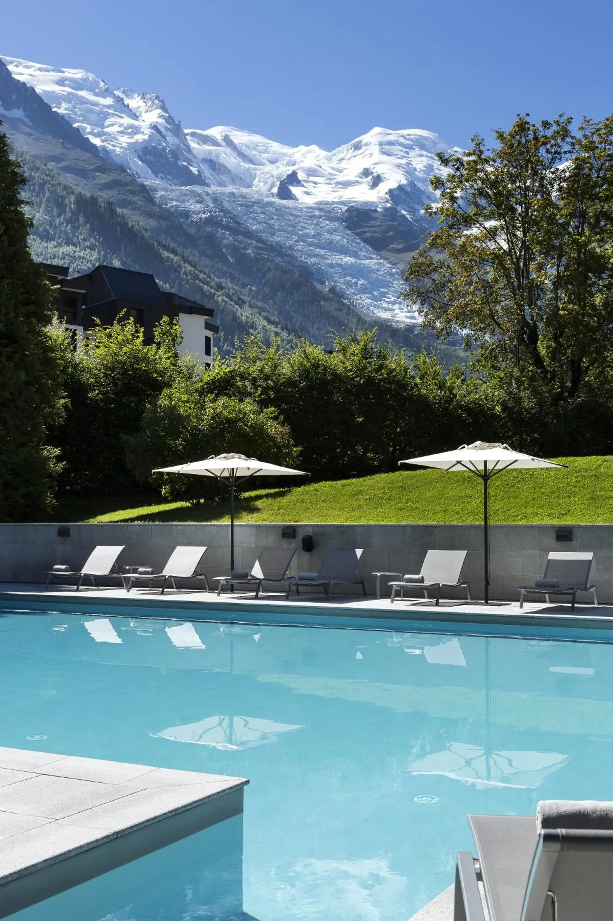 Swimming pool in Hôtel Mont-Blanc Chamonix Swimming pool in Hôtel Mont-Blanc Chamonix