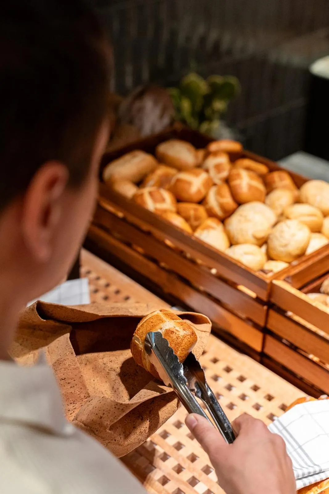 Restaurant/places to eat in LOEV - VELA Hotels