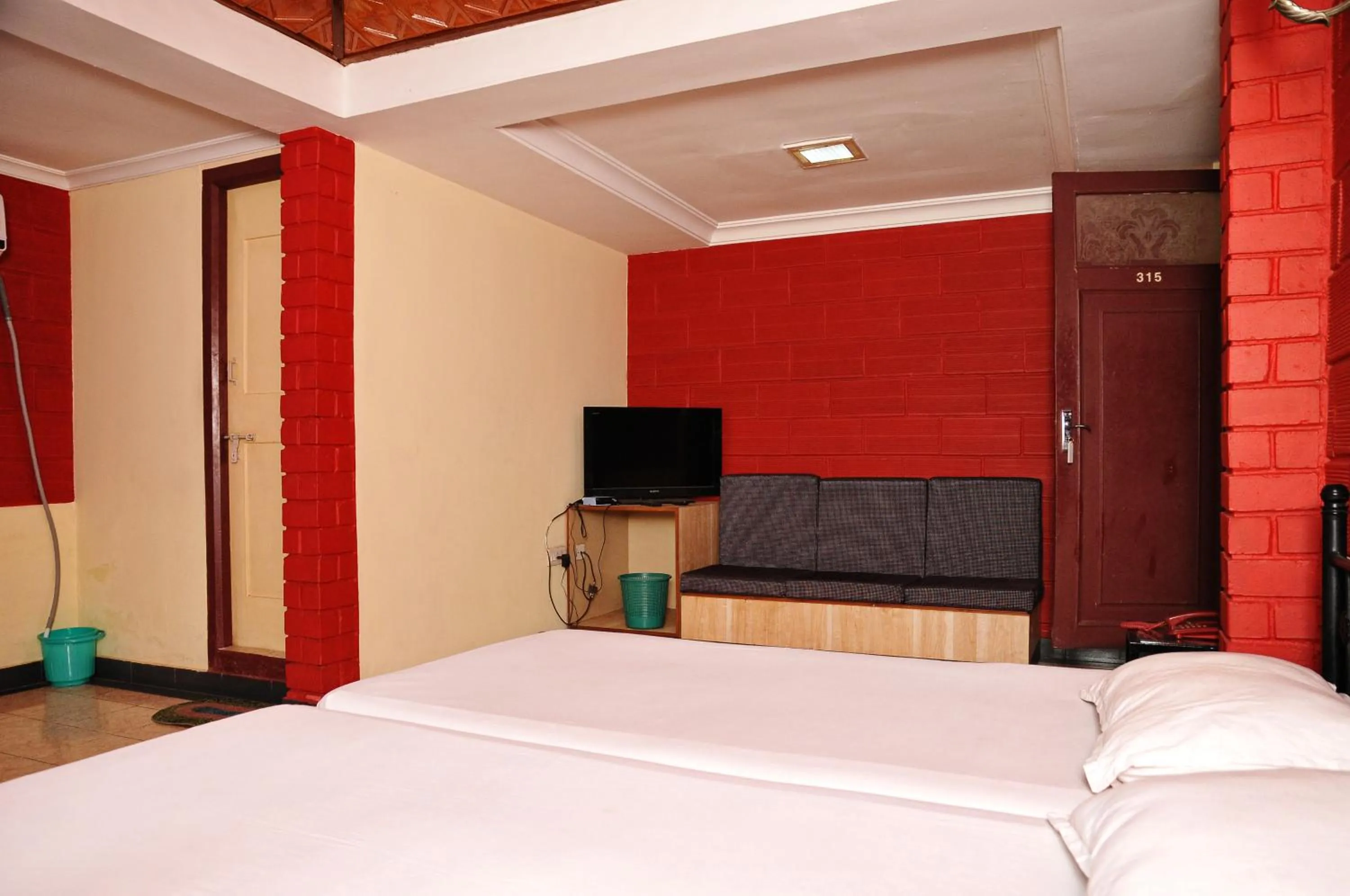 HOTEL HIGHLAND RESIDENCY