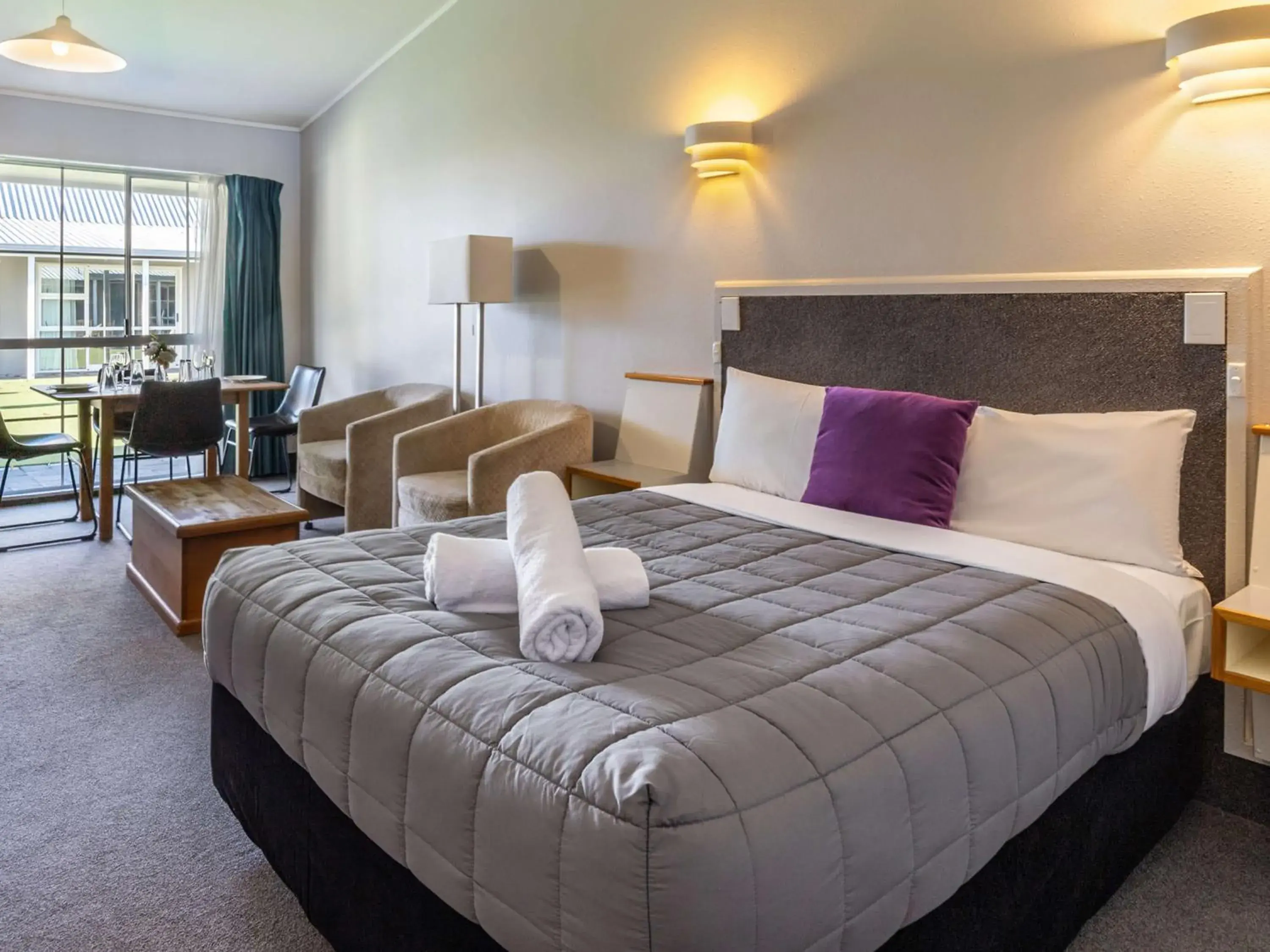 Bed in Turangi Leisure Lodge Bed in Turangi Leisure Lodge