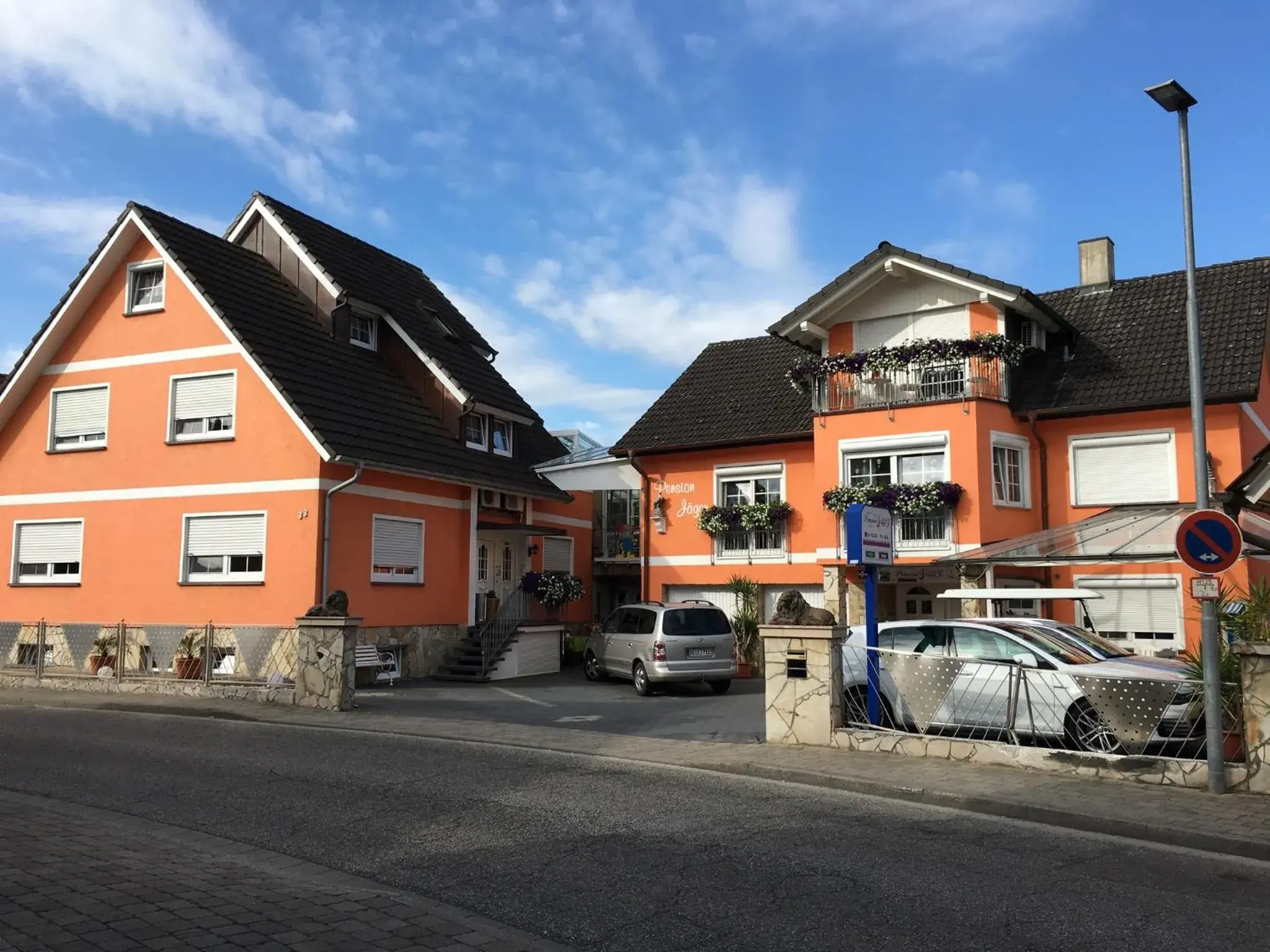 PENSION JÄGER - der Geheimtipp am Europa-Park PENSION JÄGER - der Geheimtipp am Europa-Park