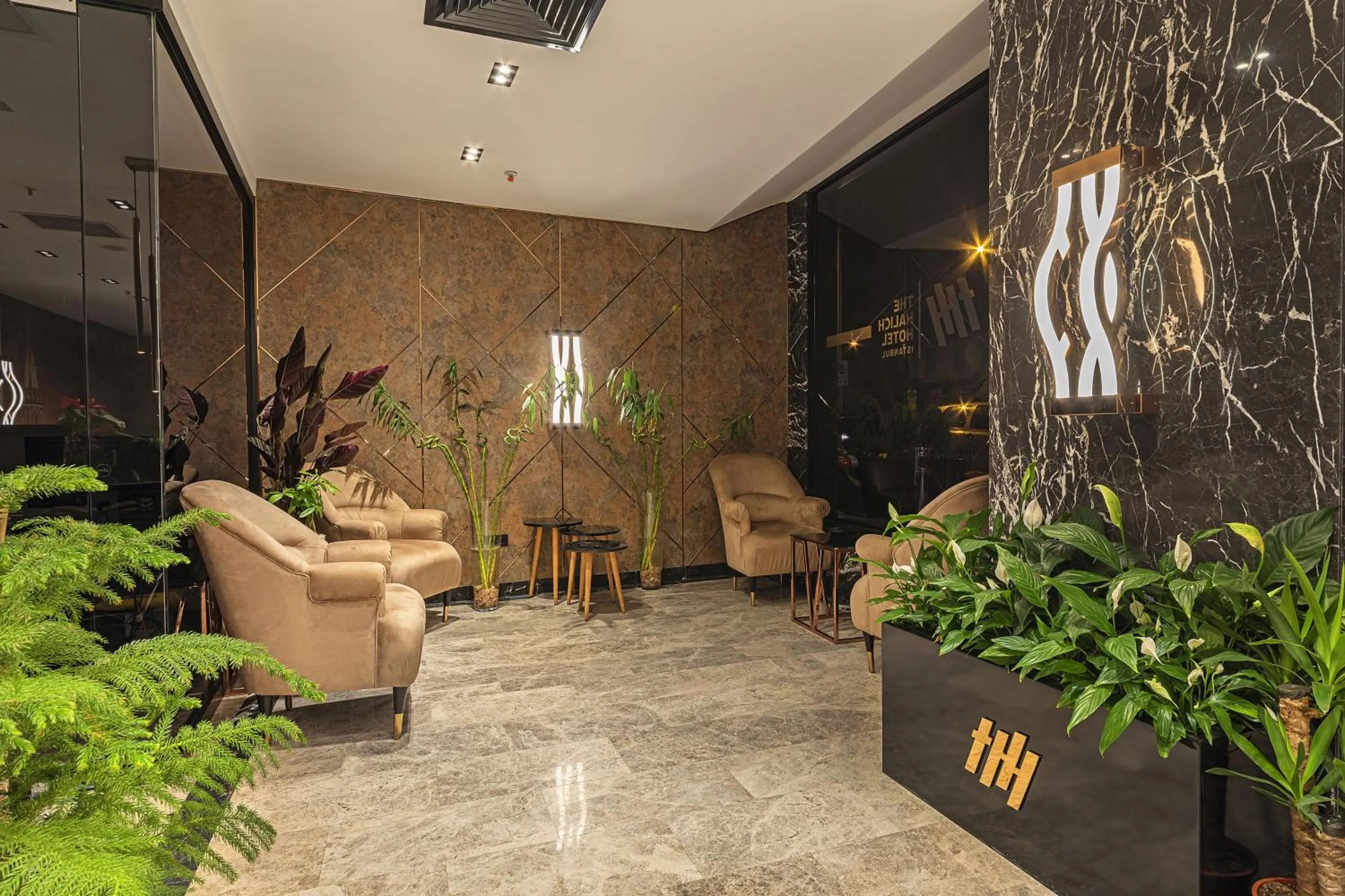 Lobby or reception in The Halich Hotel Istanbul Karakoy - Special Category