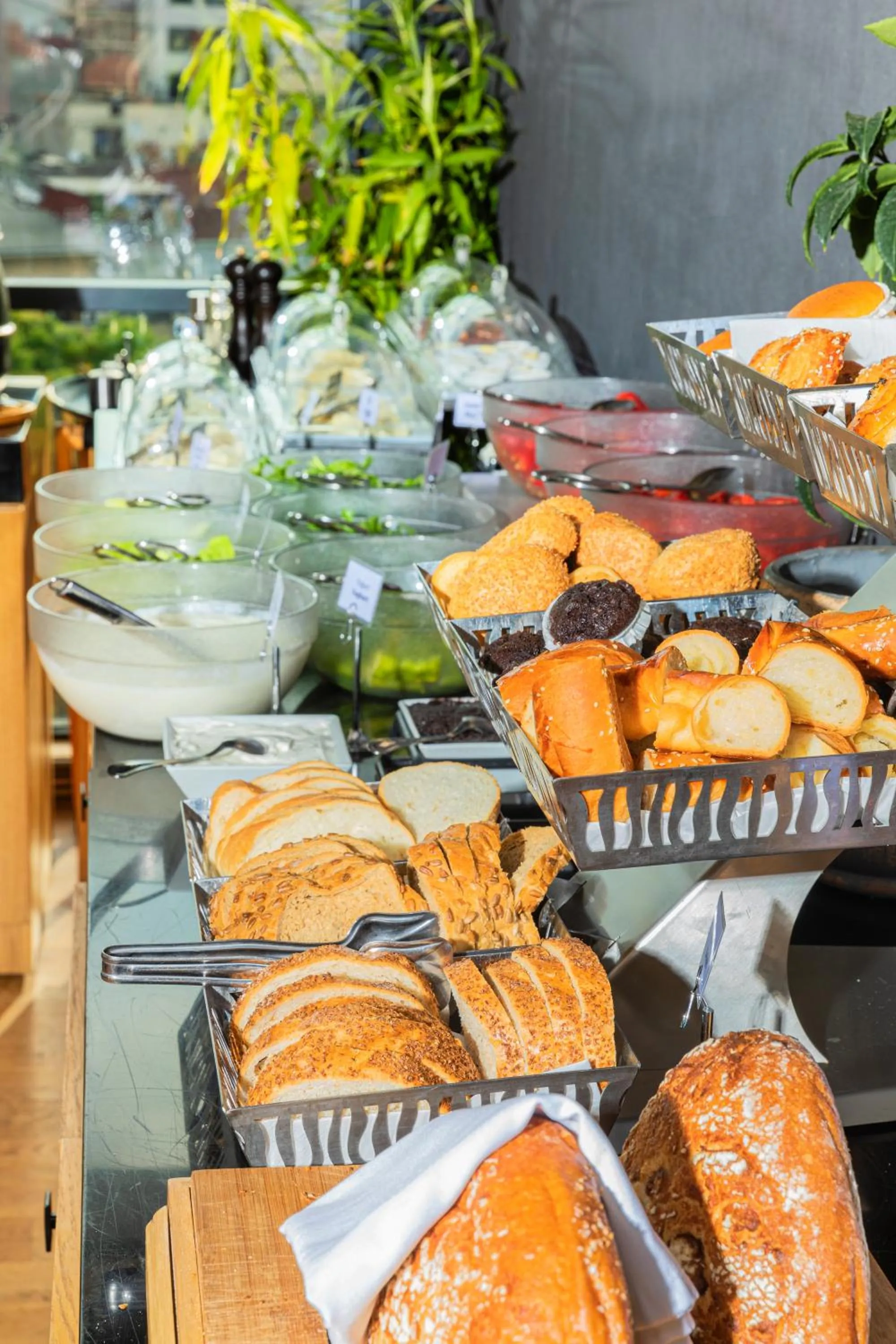 Restaurant/places to eat in The Halich Hotel Istanbul Karakoy - Special Category