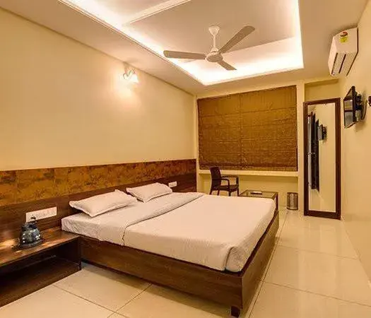Facade/entrance, Bed in Hotel Darshan Vishwas Facade/entrance, Bed in Hotel Darshan Vishwas