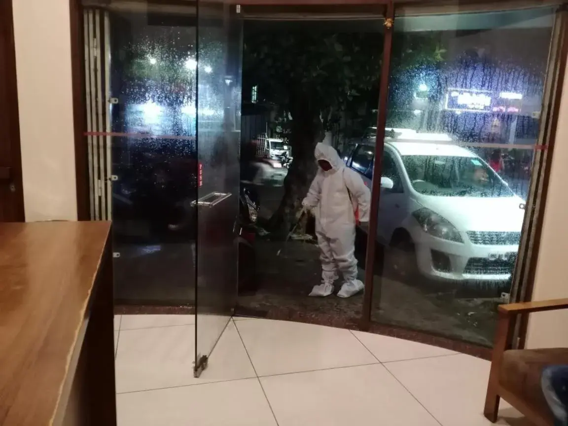 People in Hotel Darshan Vishwas People in Hotel Darshan Vishwas