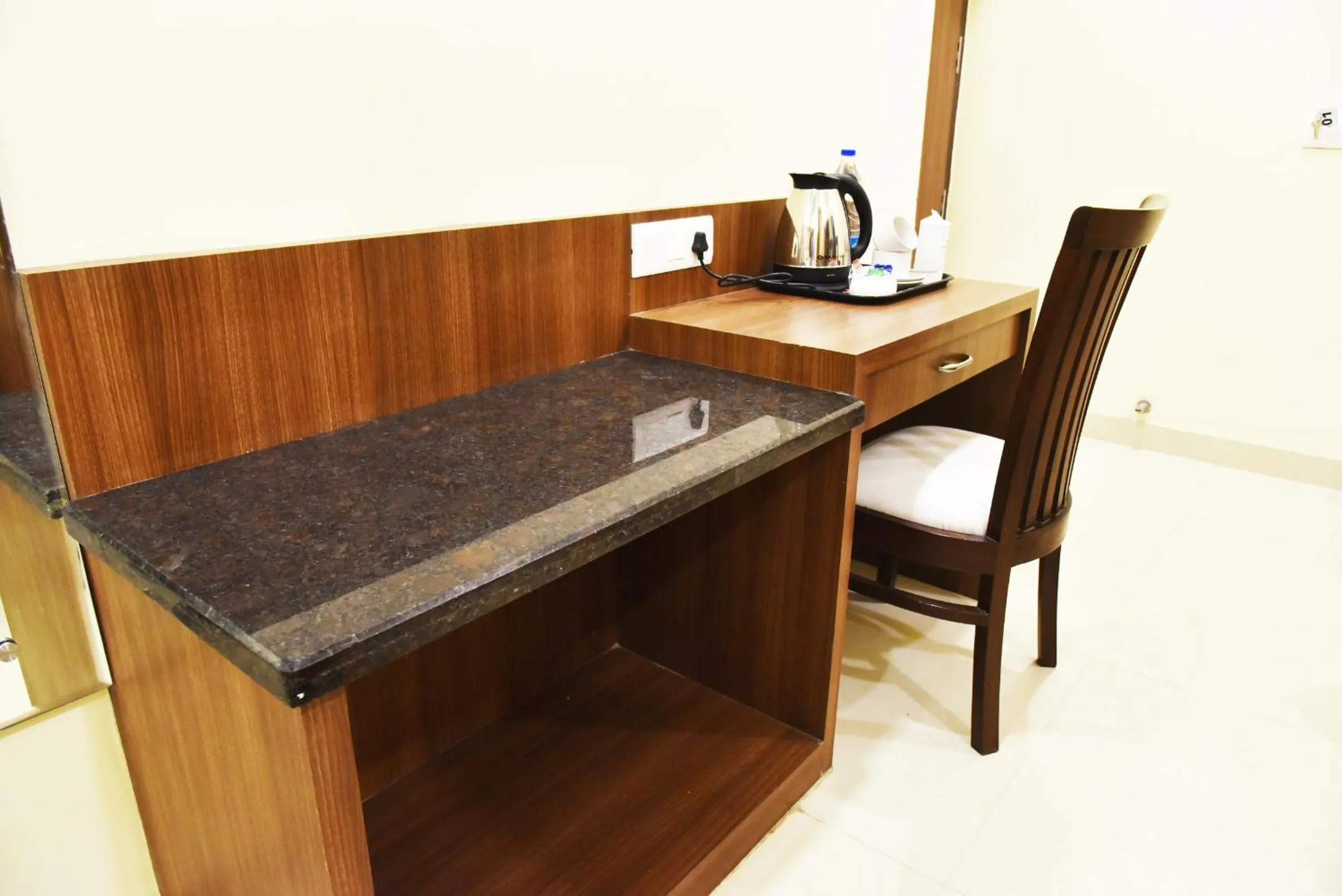 Coffee/tea facilities in Hotel Amritsar International 2 min walk from Amritsar Bus Stand