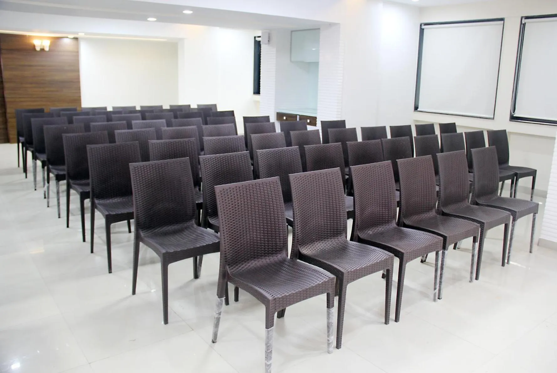 Business facilities in Hotel SaiPrasad Executive Solapur