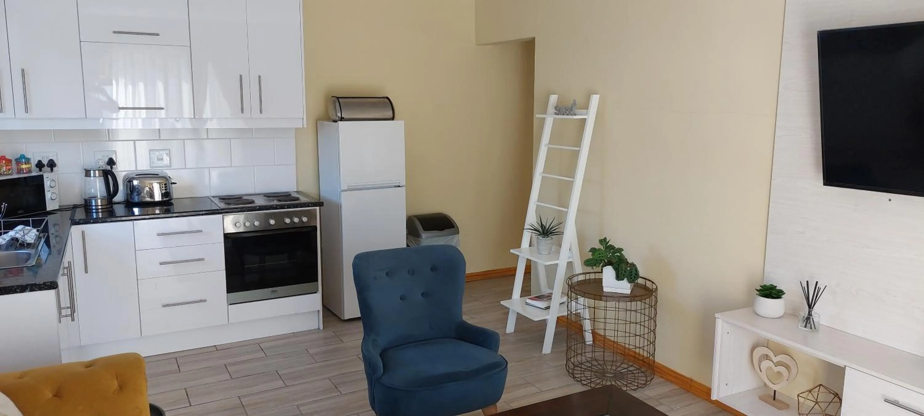 Shalom Self catering