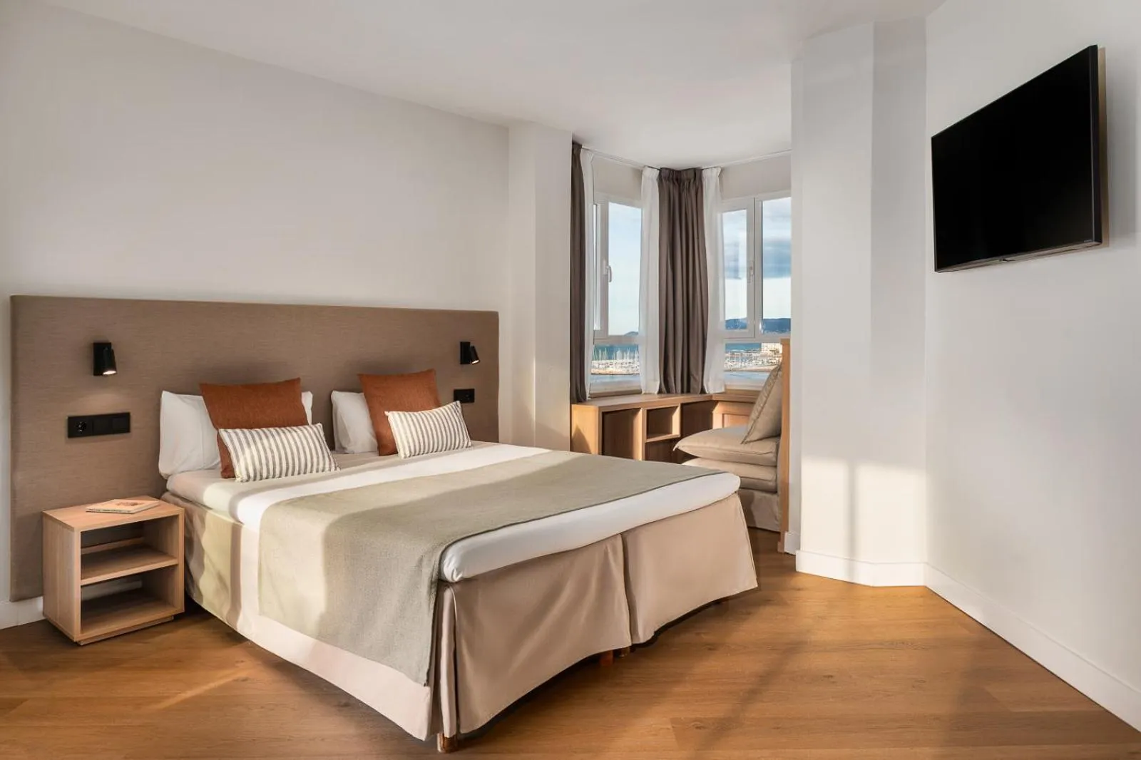 Bed in FERGUS Style Palma Beach - Adults Only