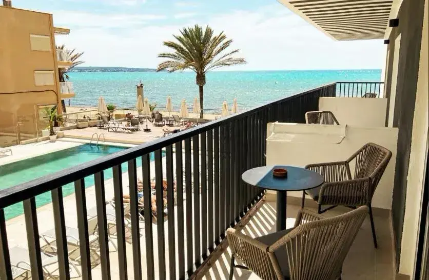 Double or Twin Room with Partial Sea View in FERGUS Style Palma Beach - Adults Only Double or Twin Room with Partial Sea View in FERGUS Style Palma Beach - Adults Only