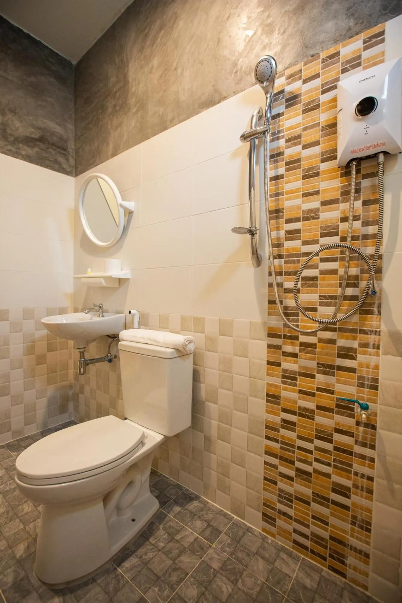 Phangnga Keeree Resort & Gallery