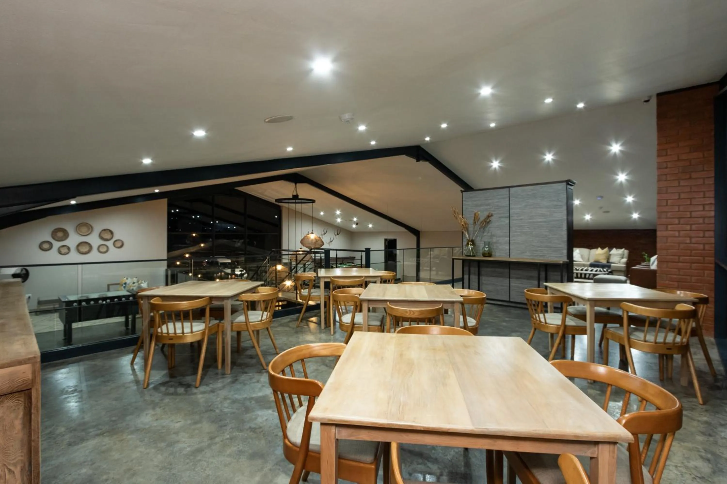 Restaurant/places to eat in Dragonview Lodge