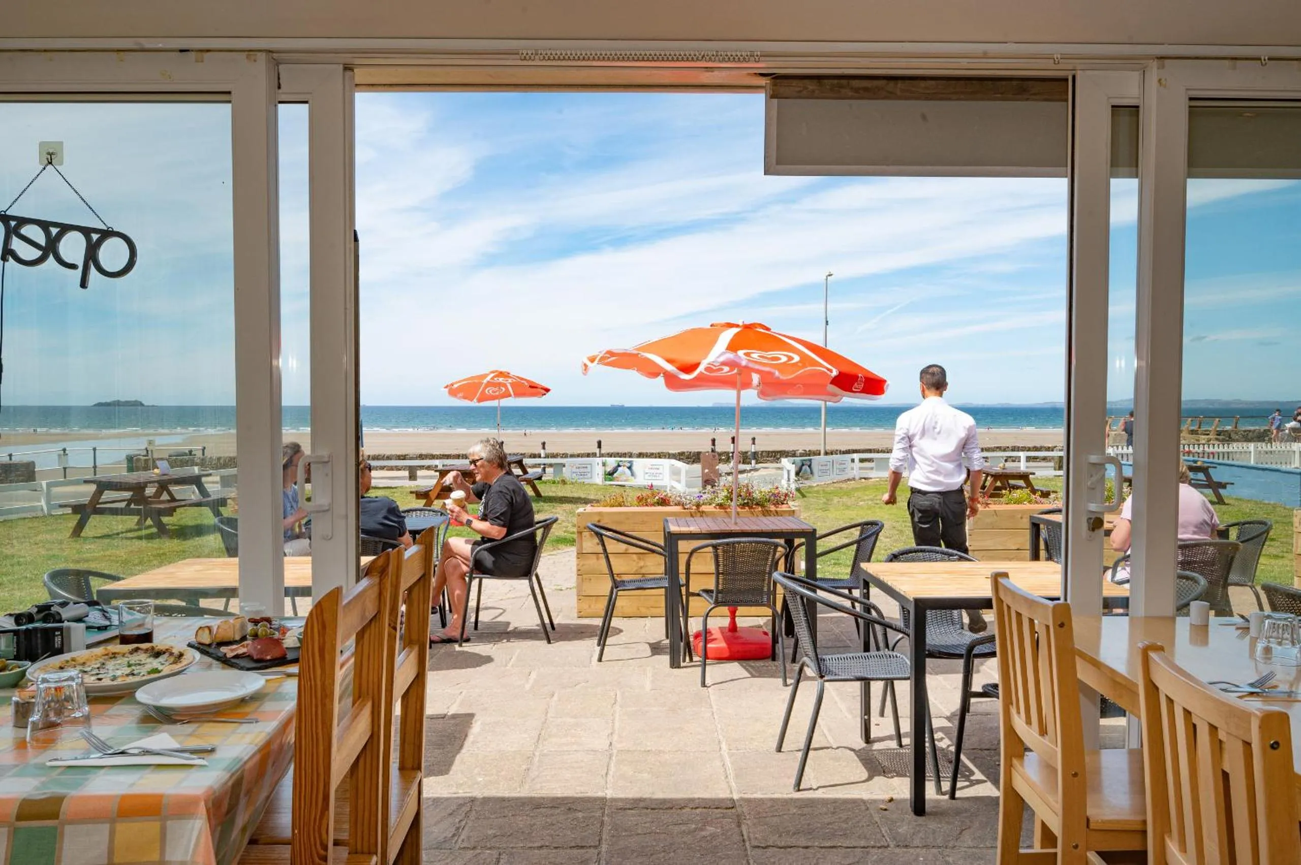 Dining area in Anchor Guest House