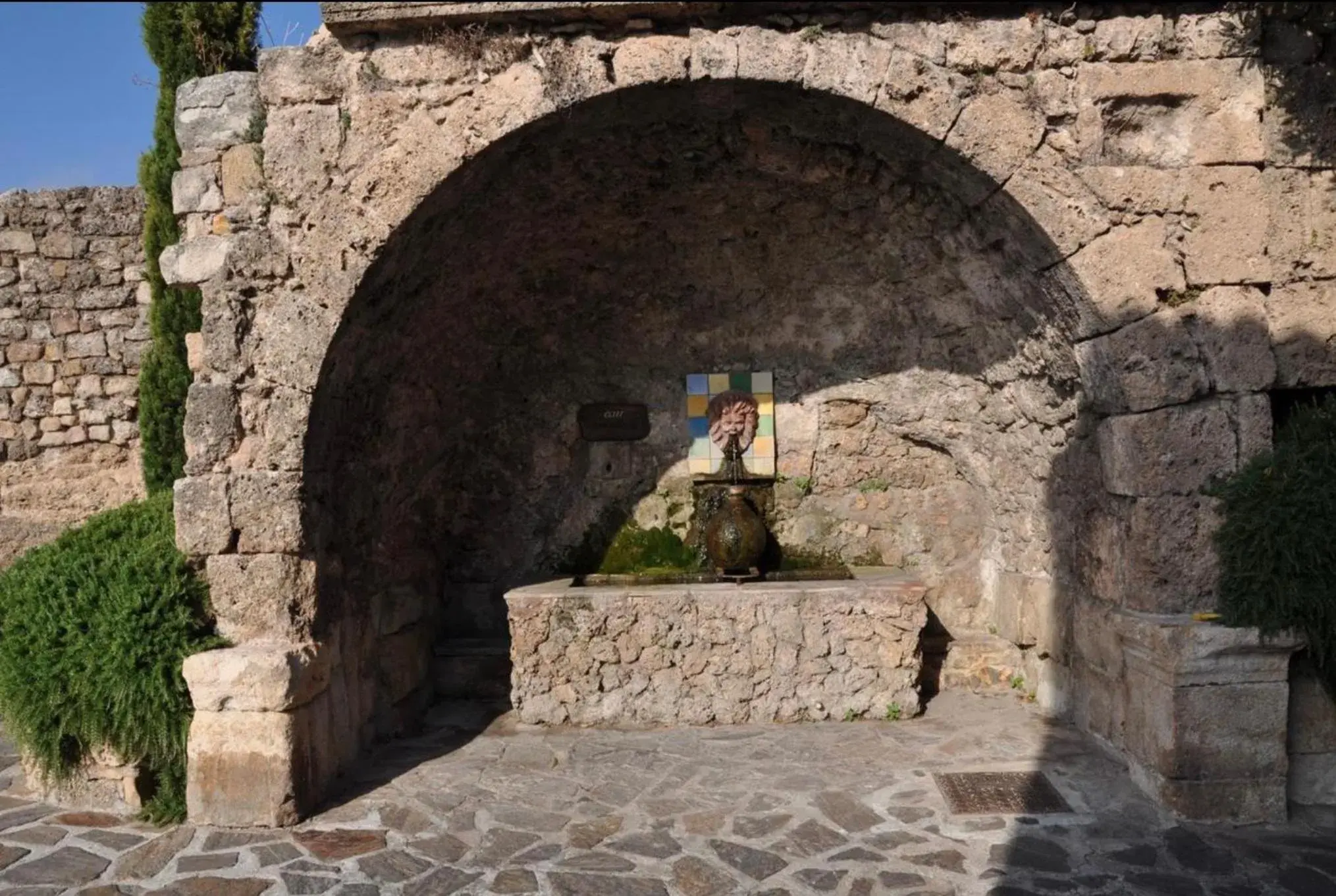 Superior Triple Room in Le Château d'Argens Superior Triple Room in Le Château d'Argens