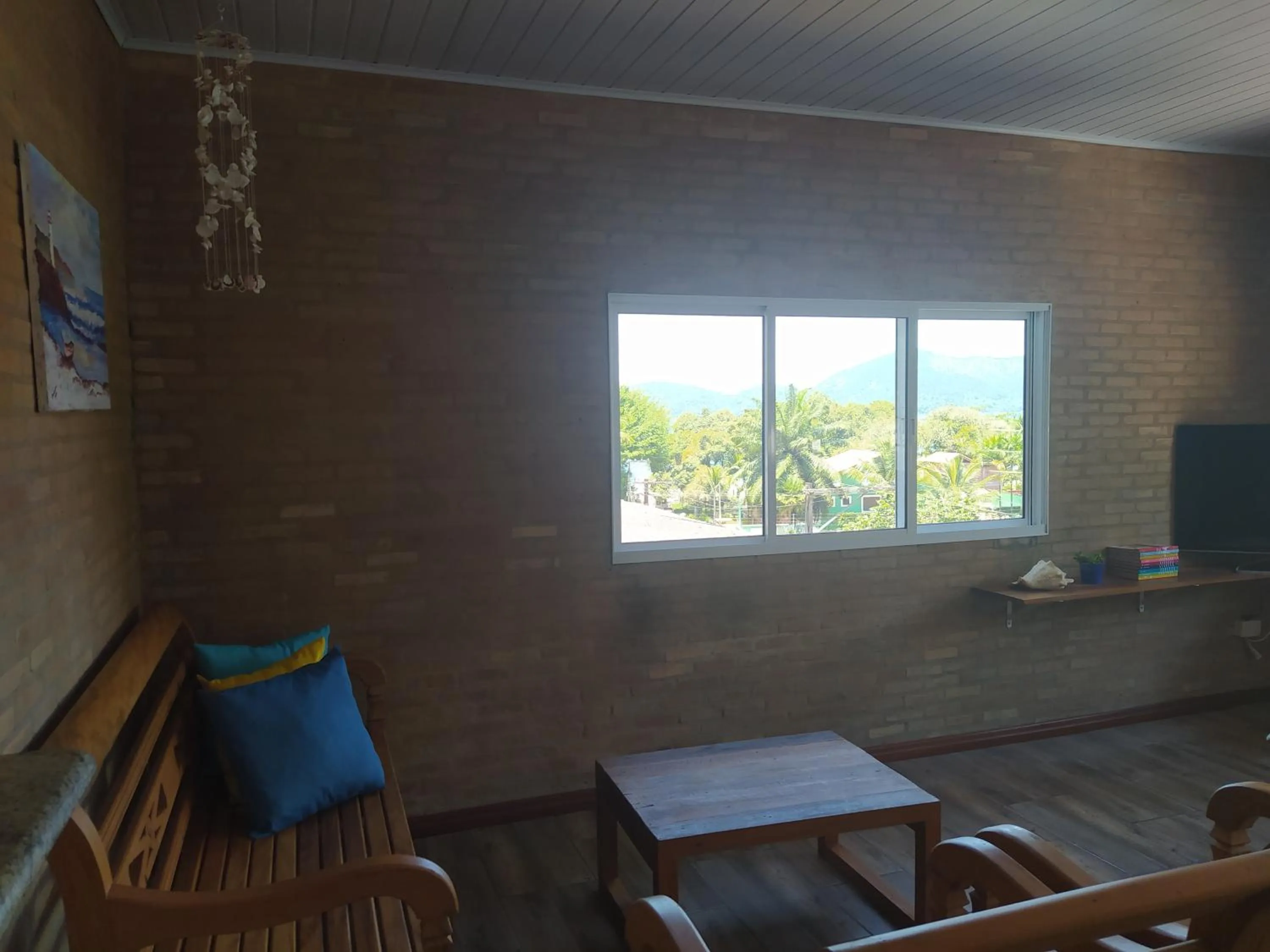 Cobertura na Enseada a 80 m da areia