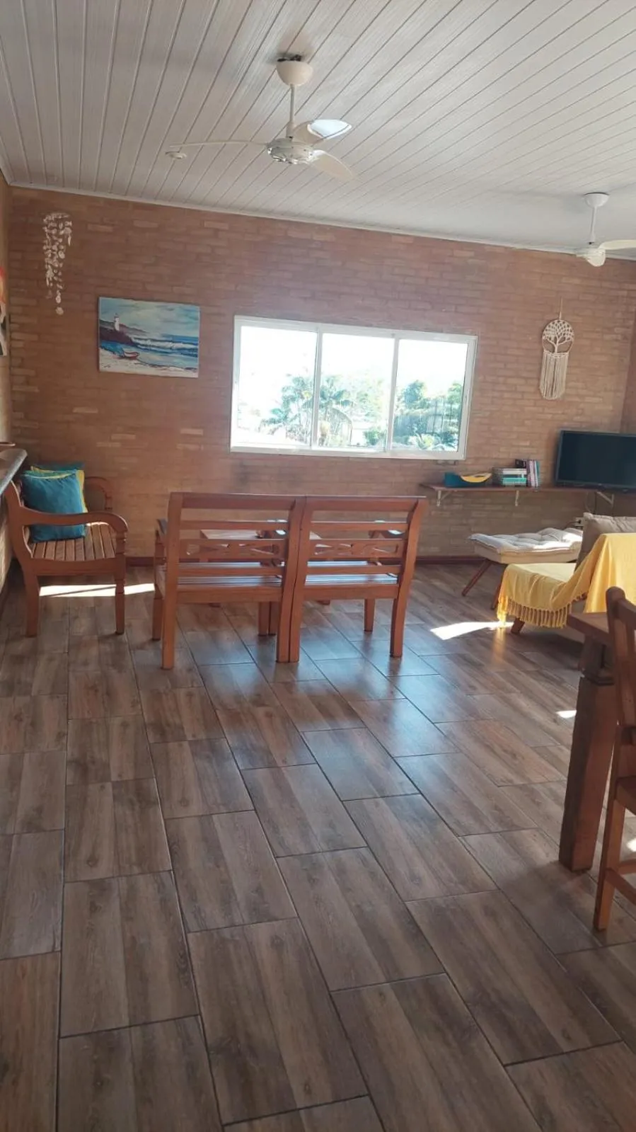 Cobertura na Enseada a 80 m da areia