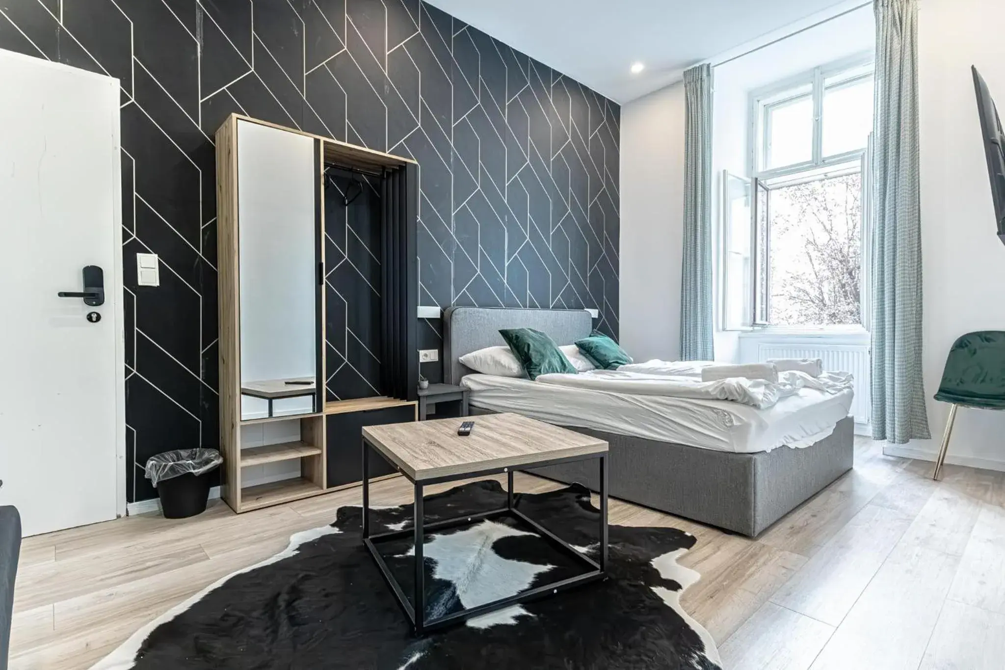 Duplex Quadruple Room in Mariahilfer Boutique Rooms - Virtual Reception & Self-Checkin Duplex Quadruple Room in Mariahilfer Boutique Rooms - Virtual Reception & Self-Checkin