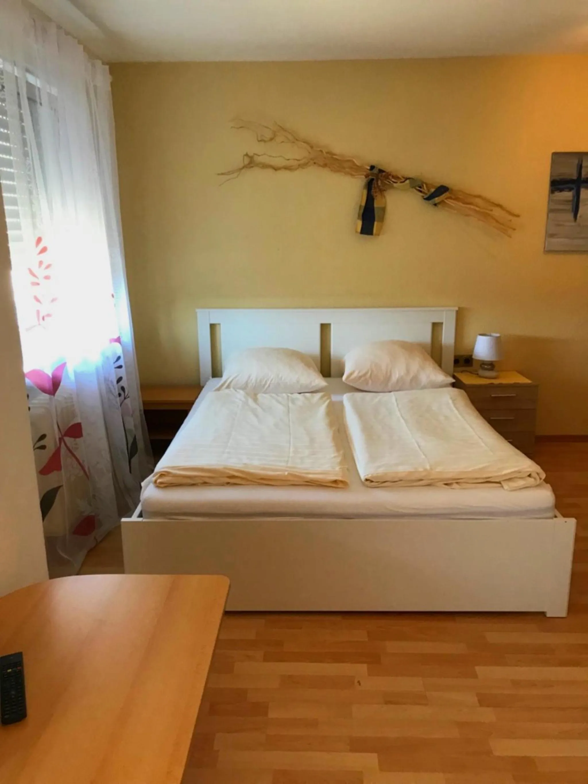 Photo of the whole room, Bed in City-Hotel Kaiserhof