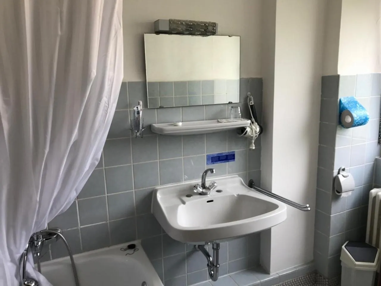 Shower in City-Hotel Kaiserhof