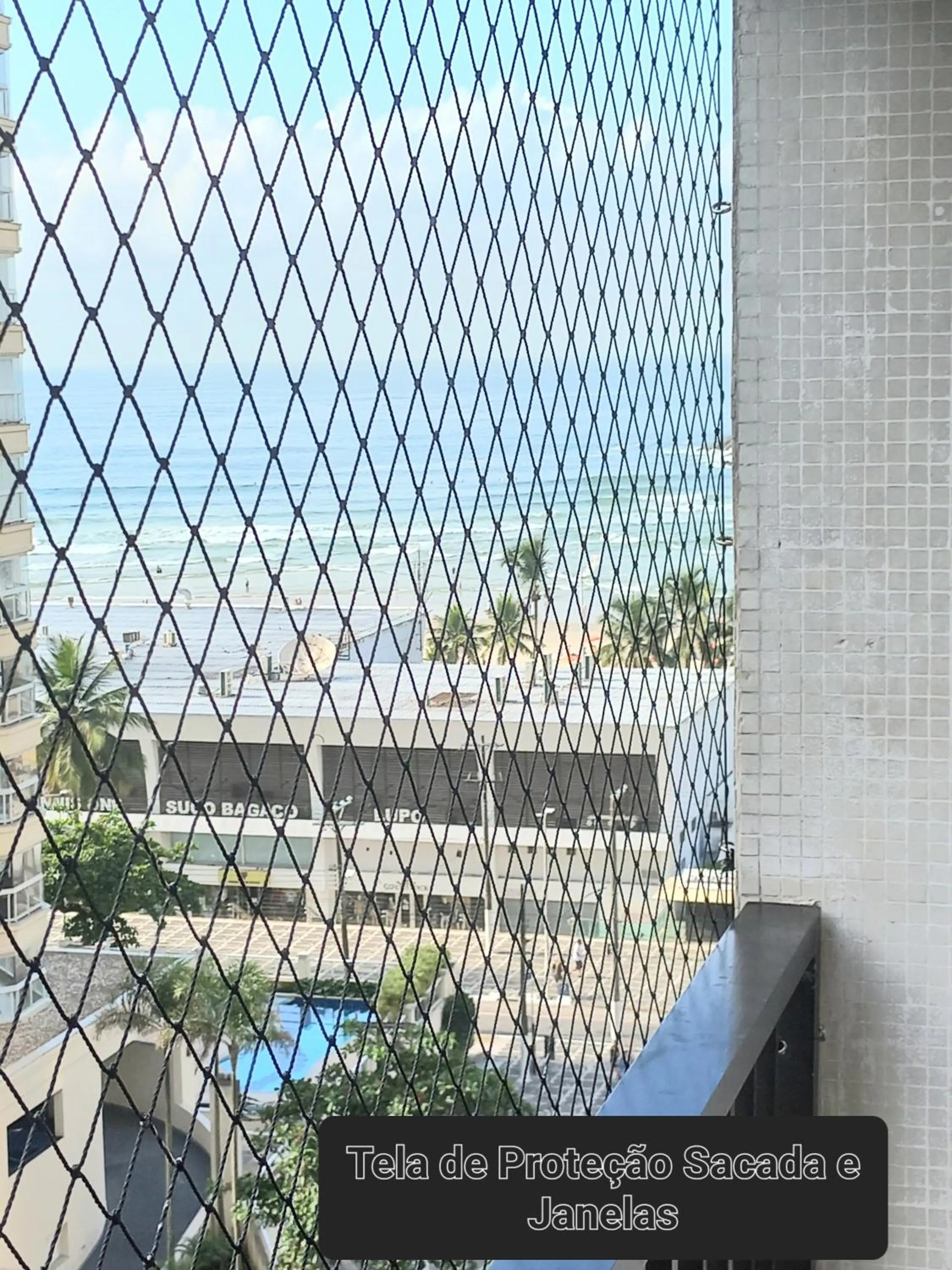 Day in APARTAMENTO 74 Guarujá Pitangueiras Pé na Areia Vista para o Mar 7º Andar