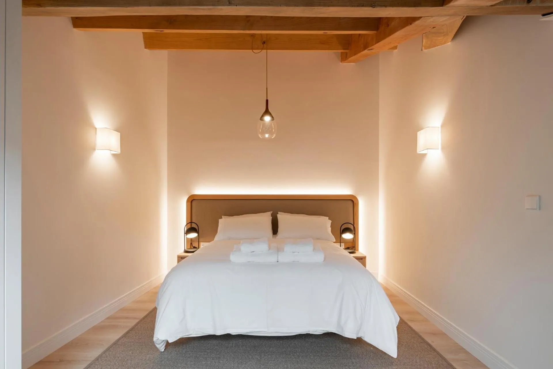 Bedroom, Bed in NORO Plaza