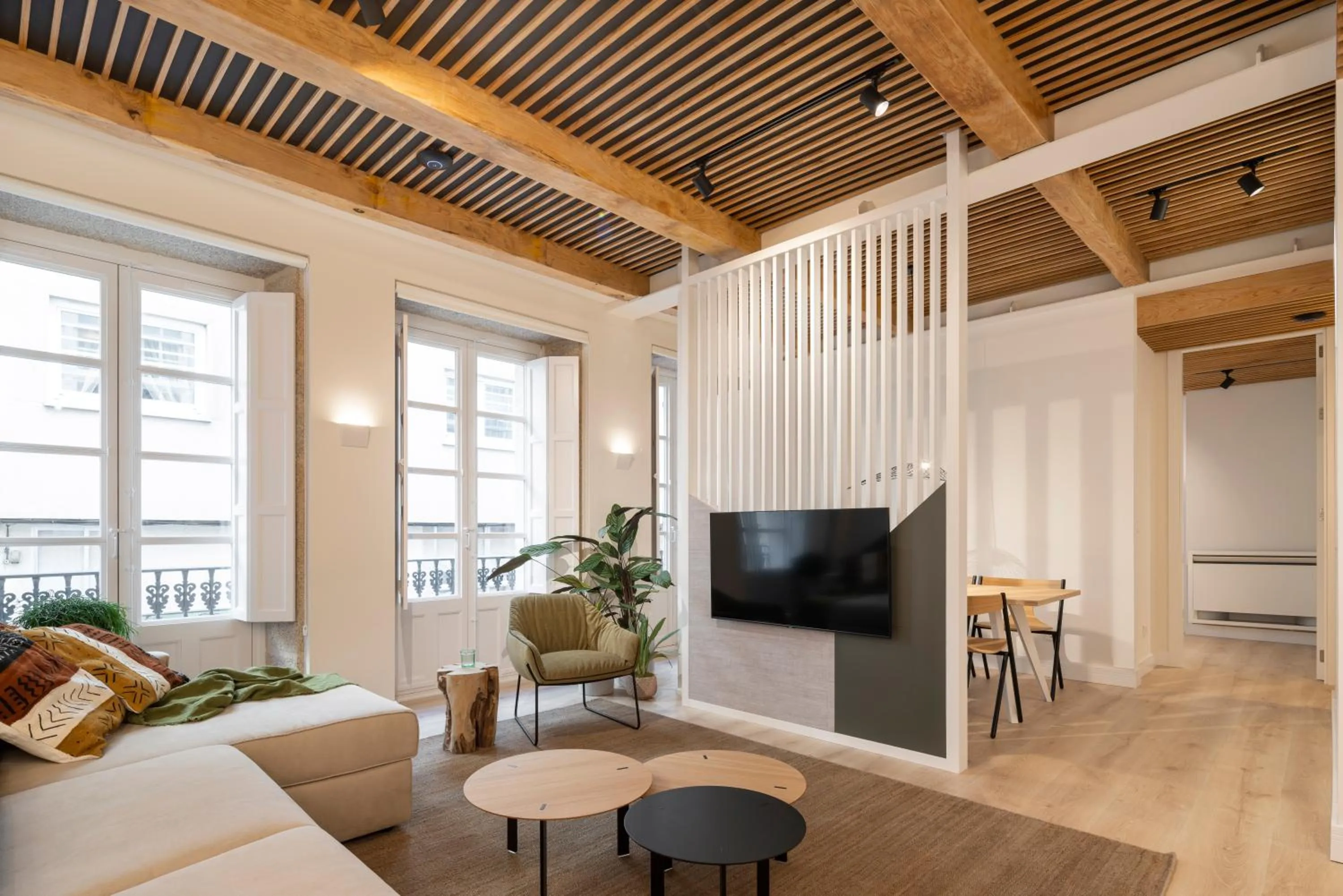 Living room in NORO Plaza