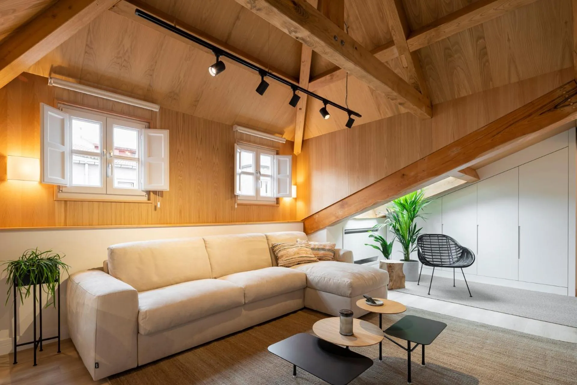 Living room in NORO Plaza