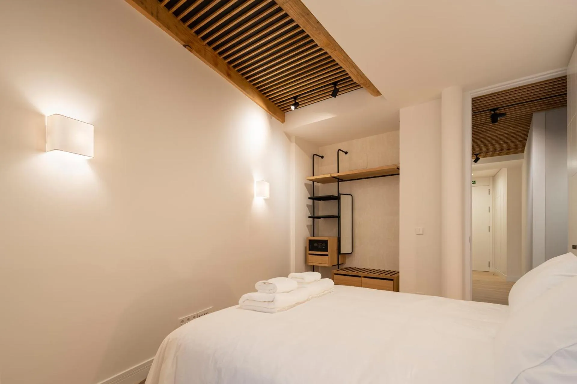 Bedroom, Bed in NORO Plaza