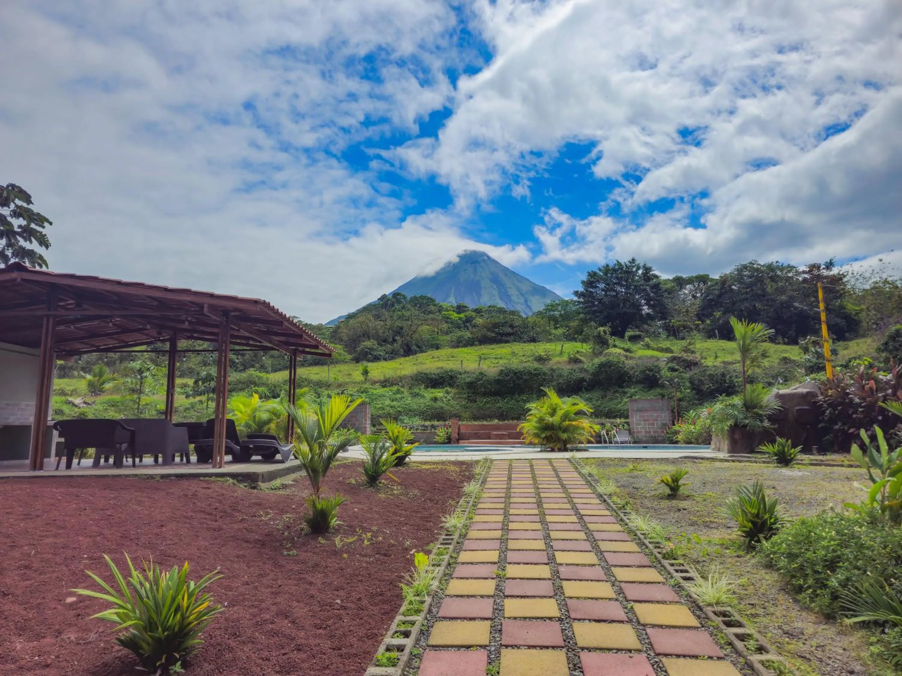 Mountain view in Confort Arenal