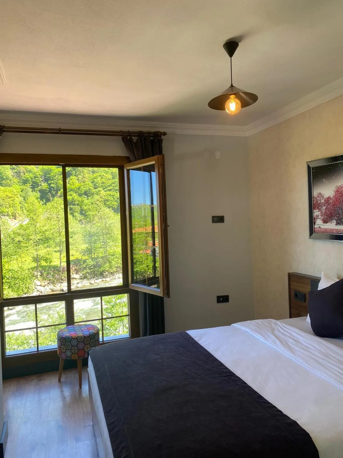 Bed in River Didi Otel