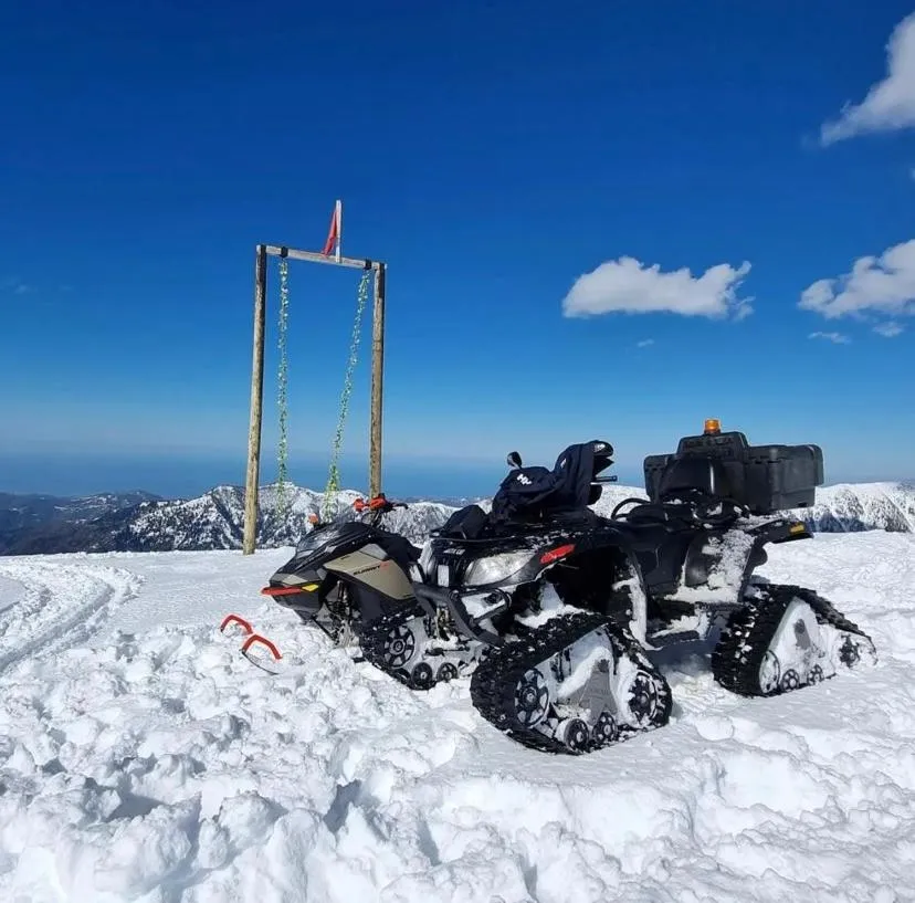 People in River Didi Otel