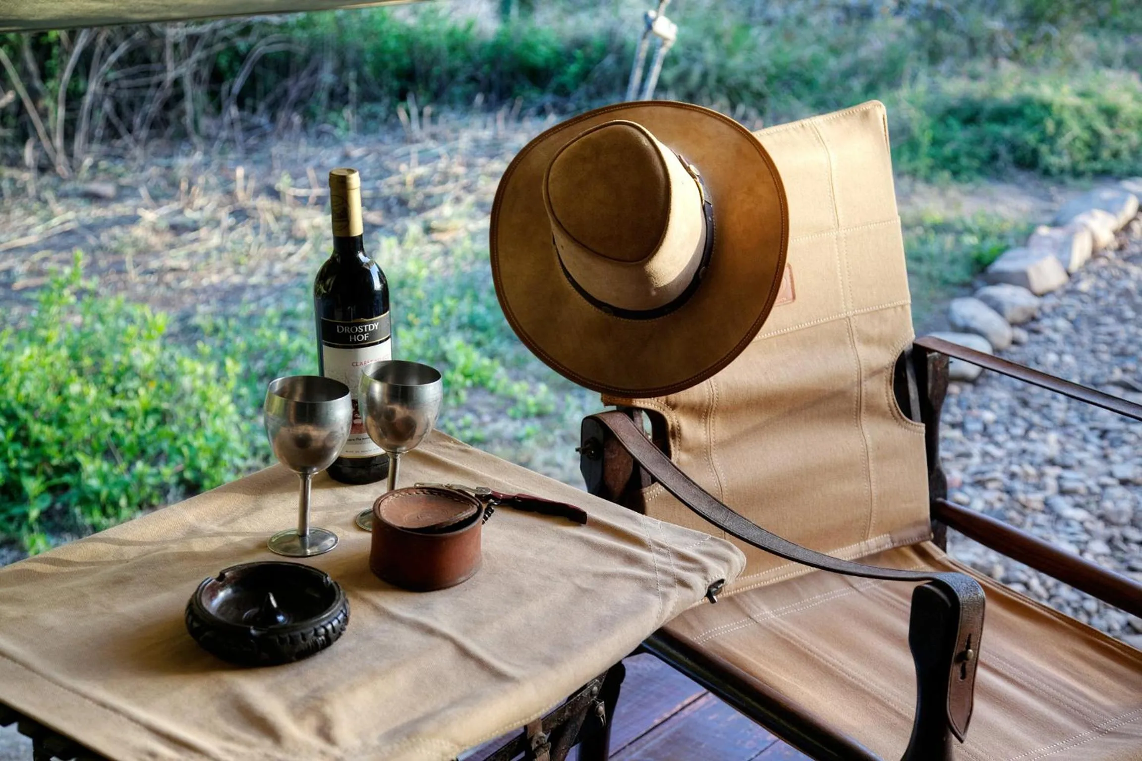 Bedroom in Quatermain's 1920's Safari Camp – Amakhala Game Reserve
