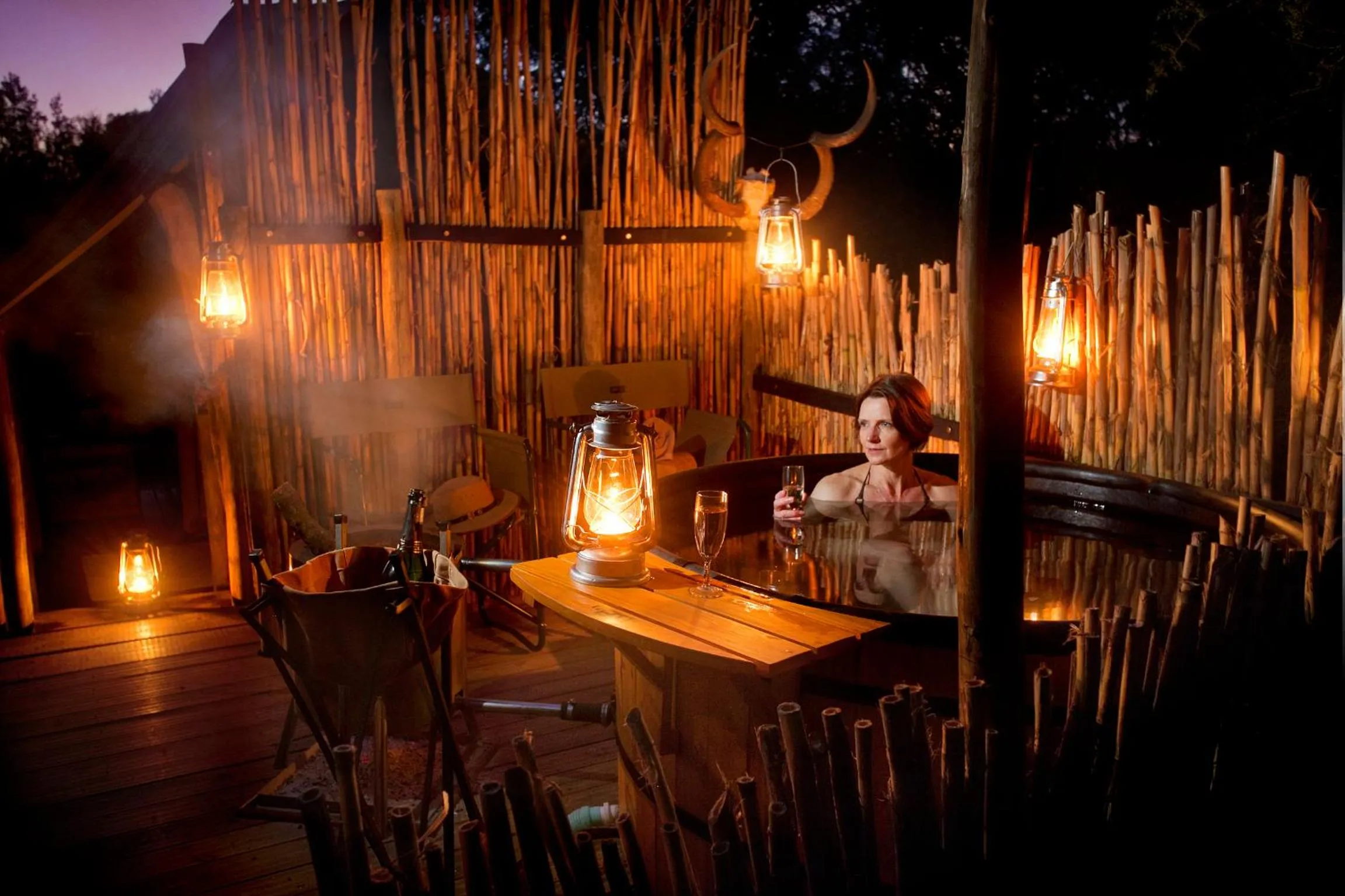 Hot Tub in Quatermain's 1920's Safari Camp – Amakhala Game Reserve