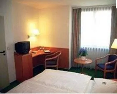 Photo of the whole room, TV/Entertainment Center in Hotel Spenerhaus