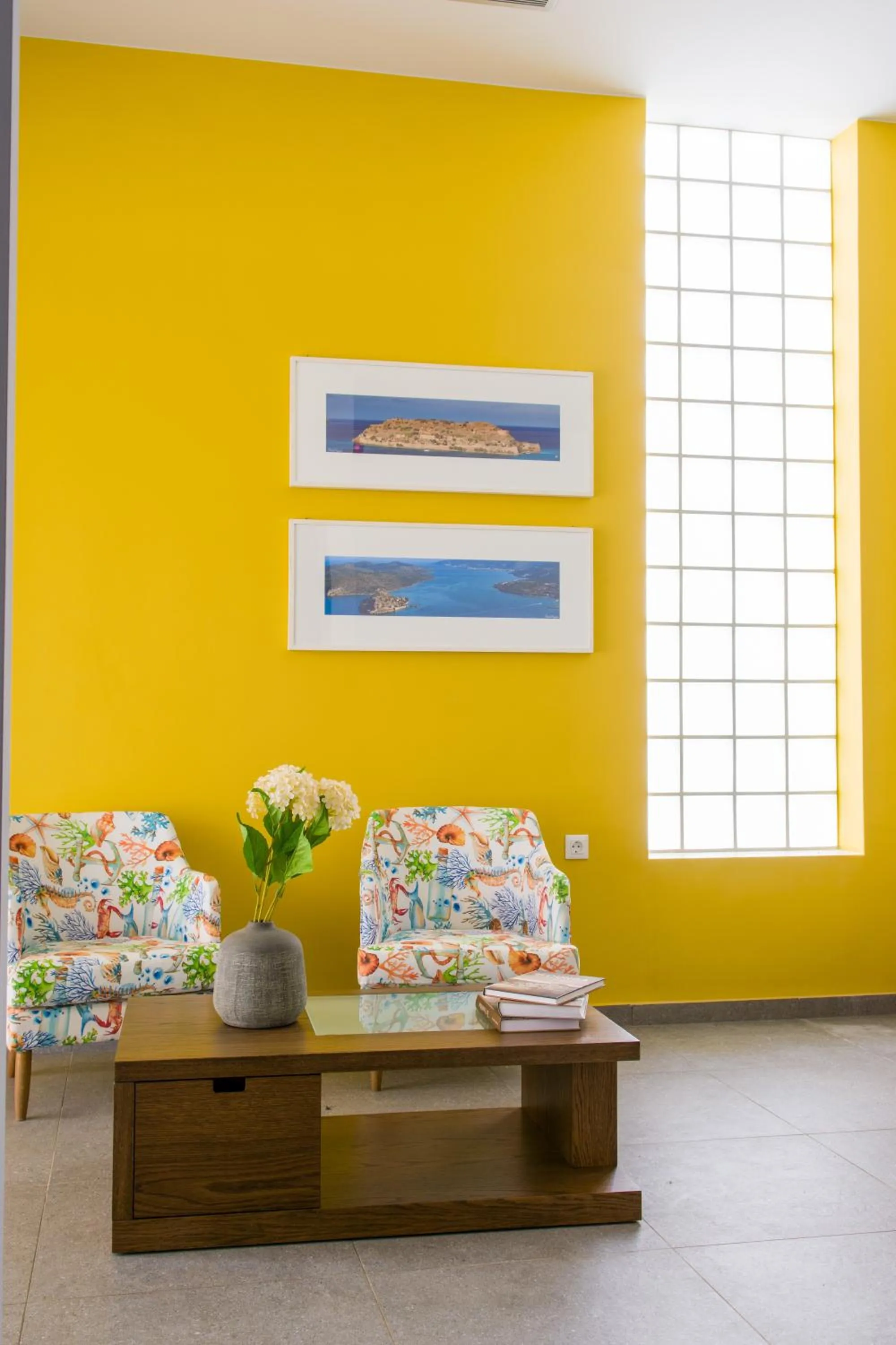 Restaurant/places to eat in Elounda Colour Apartments