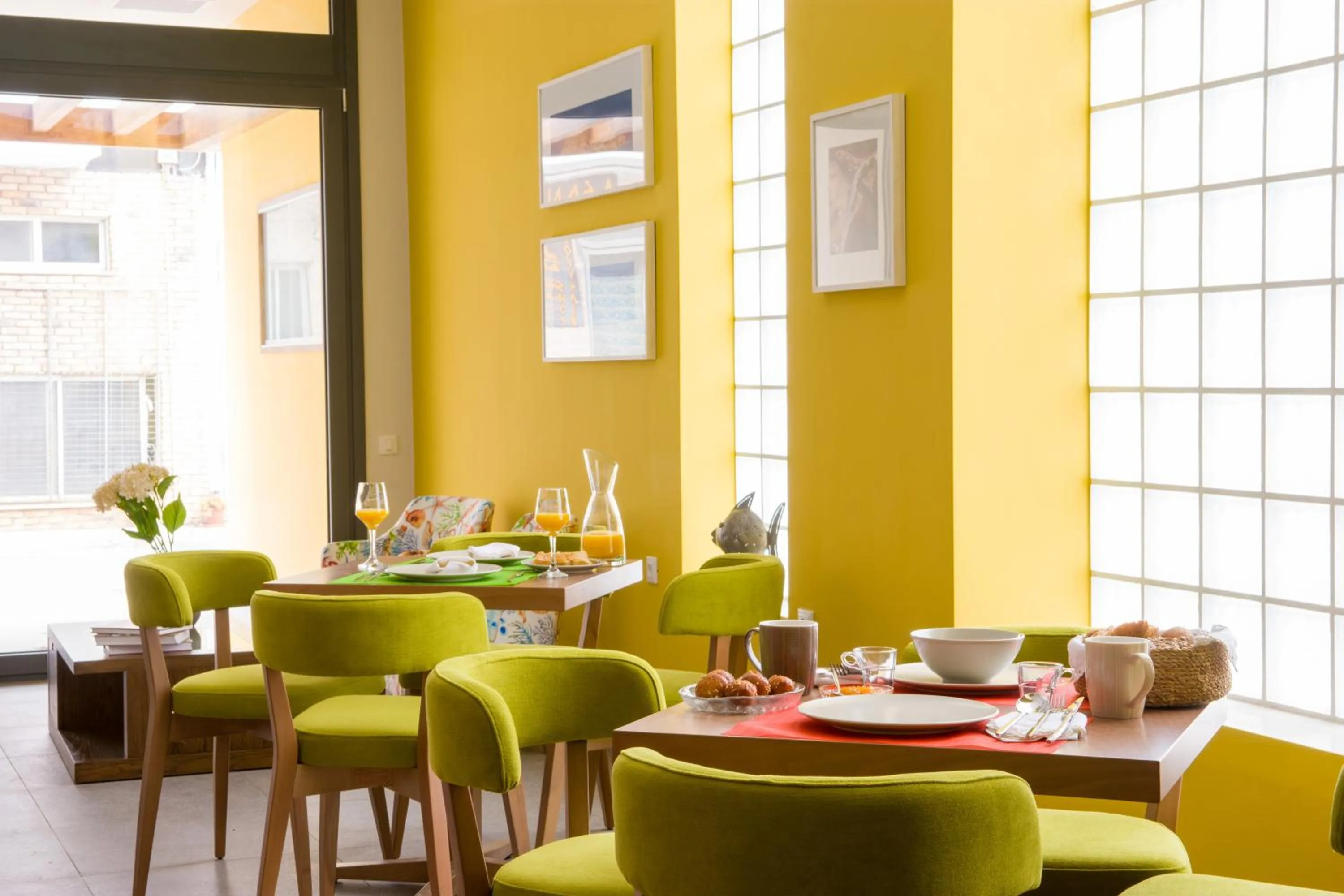 Restaurant/places to eat in Elounda Colour Apartments