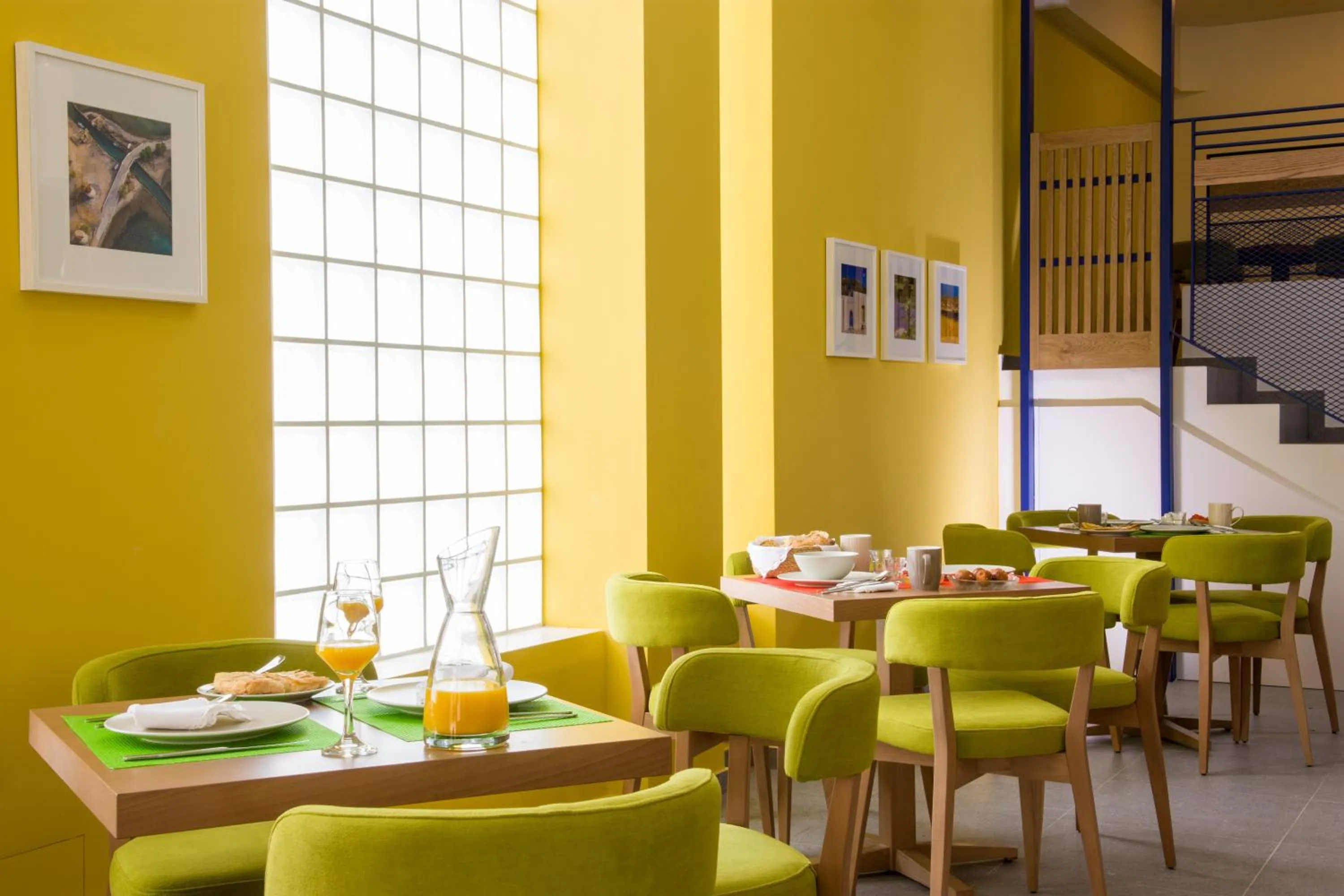 Restaurant/places to eat in Elounda Colour Apartments