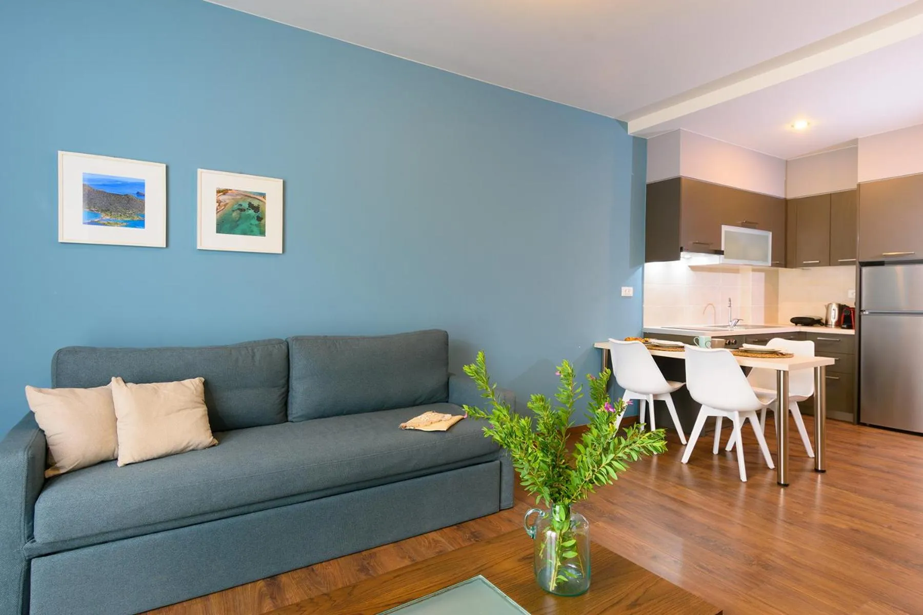 Kitchen or kitchenette in Elounda Colour Apartments