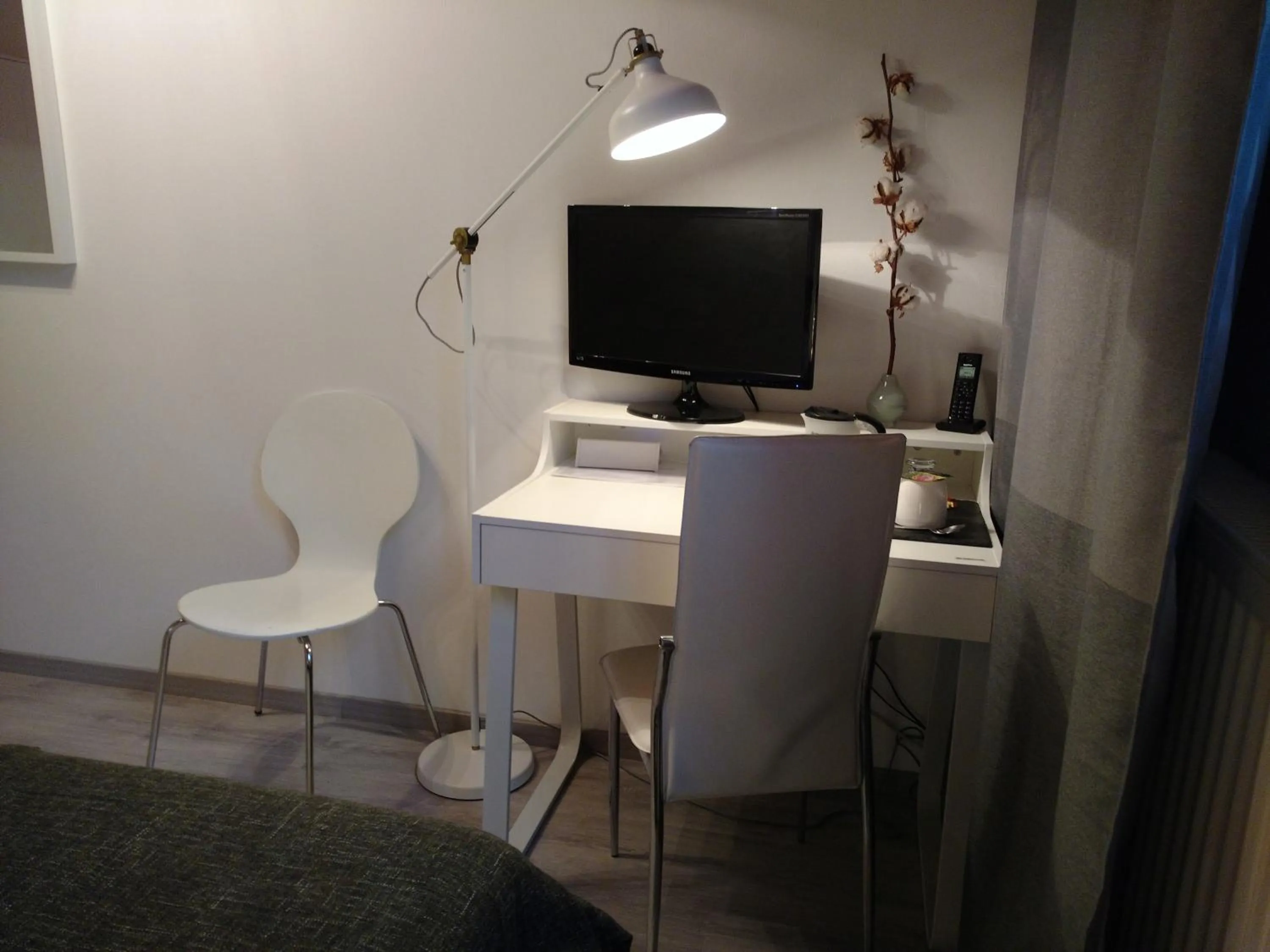 Seating area in Midi Inn Parkhotel Mitte