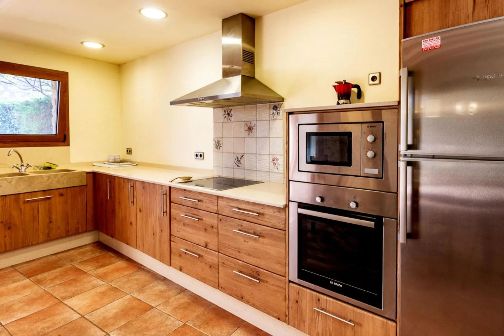 kitchen in Casa Rural Can Ginesta