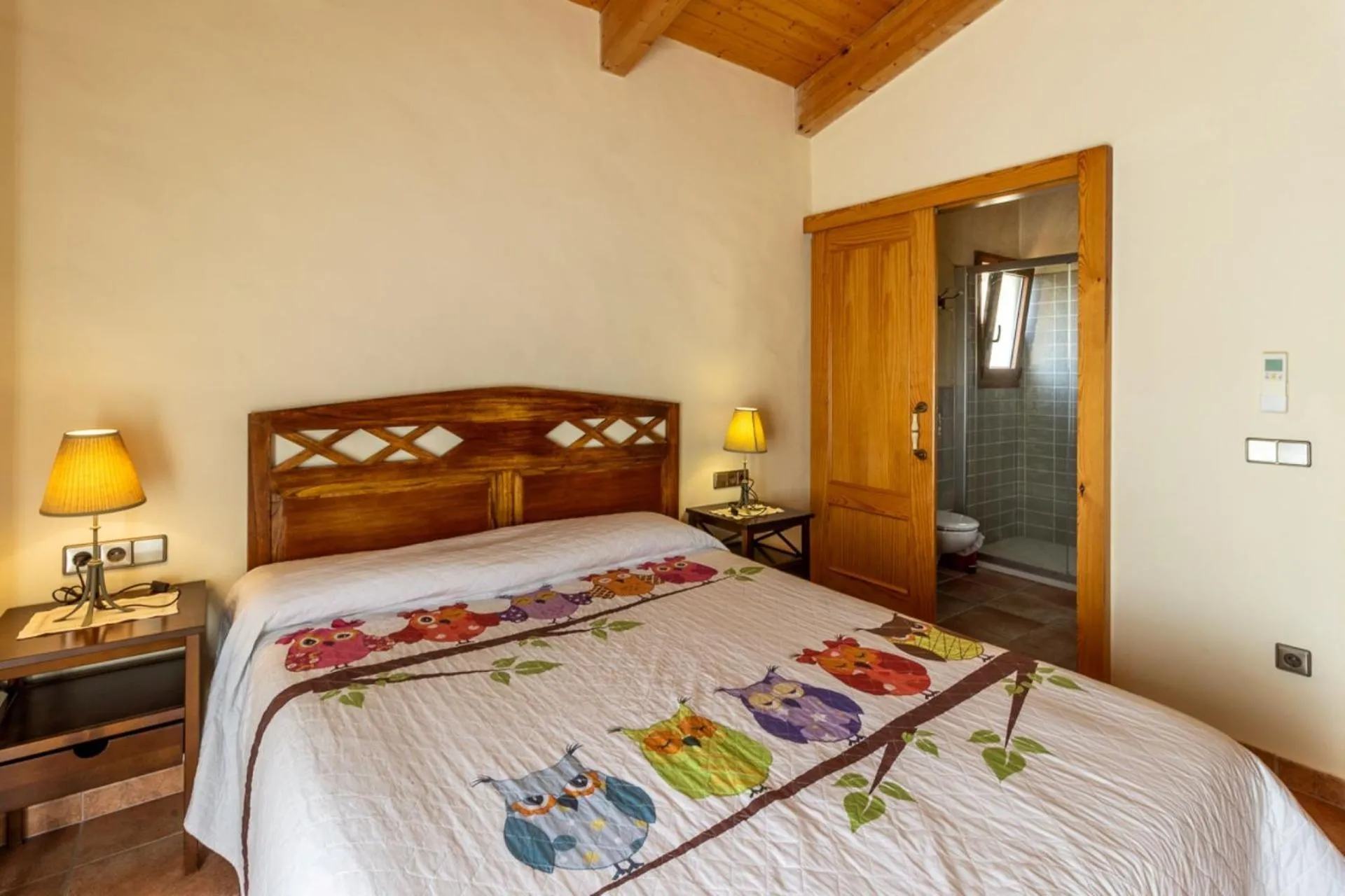 Bedroom, Bed in Casa Rural Can Ginesta